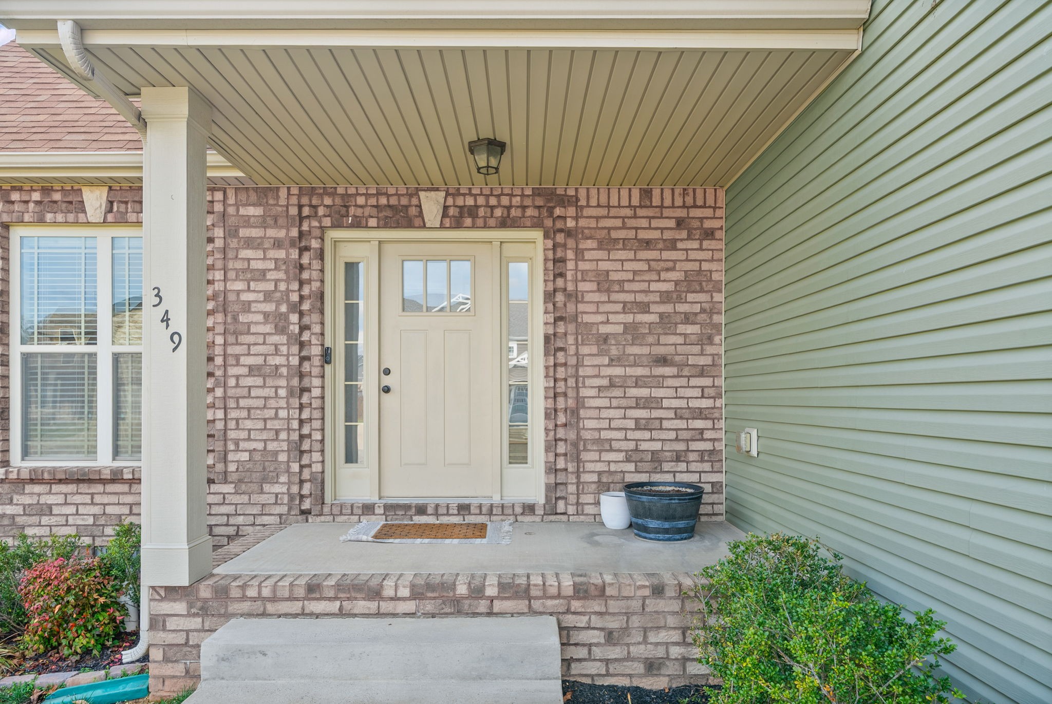 349 Rye Dr