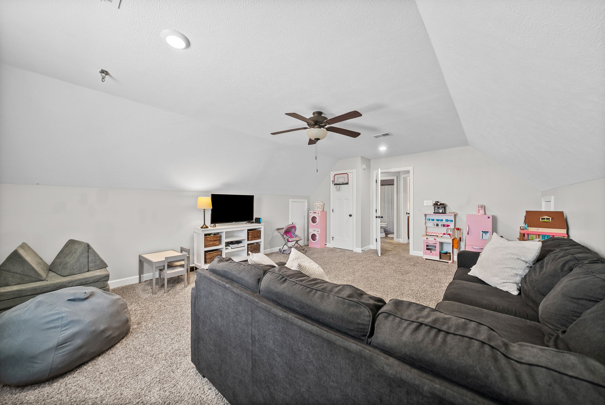 349 Rye Dr