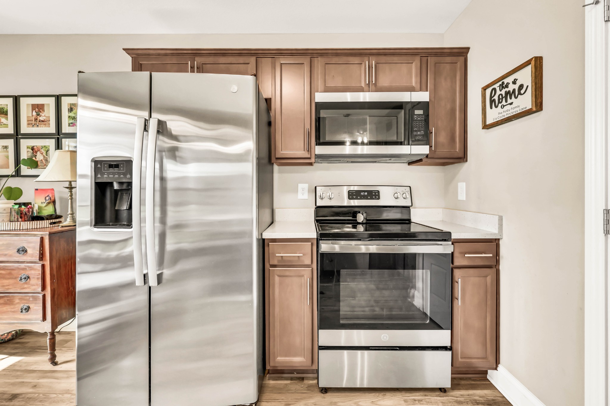 516 Castle Pinckney Ln