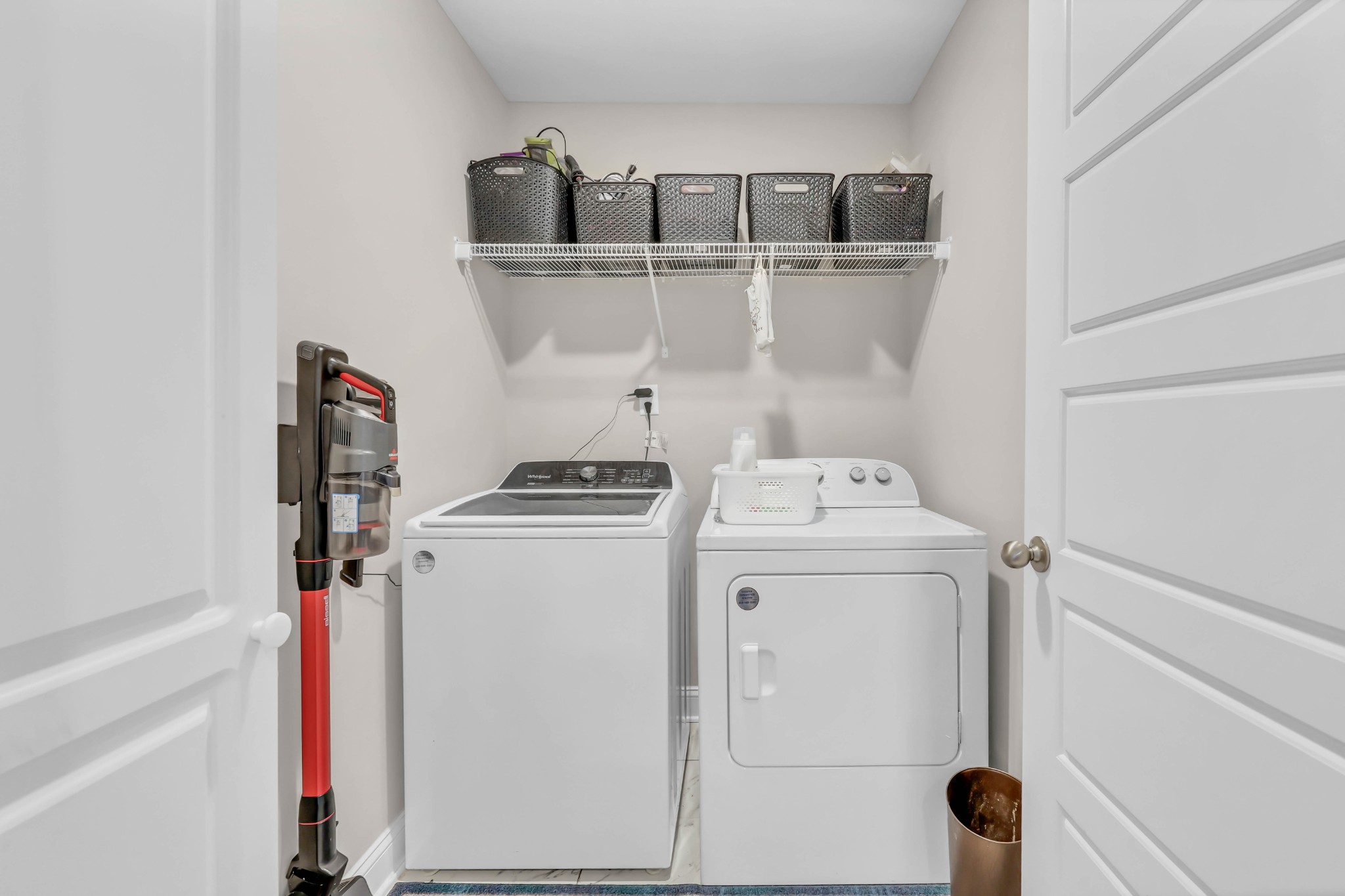 516 Castle Pinckney Ln