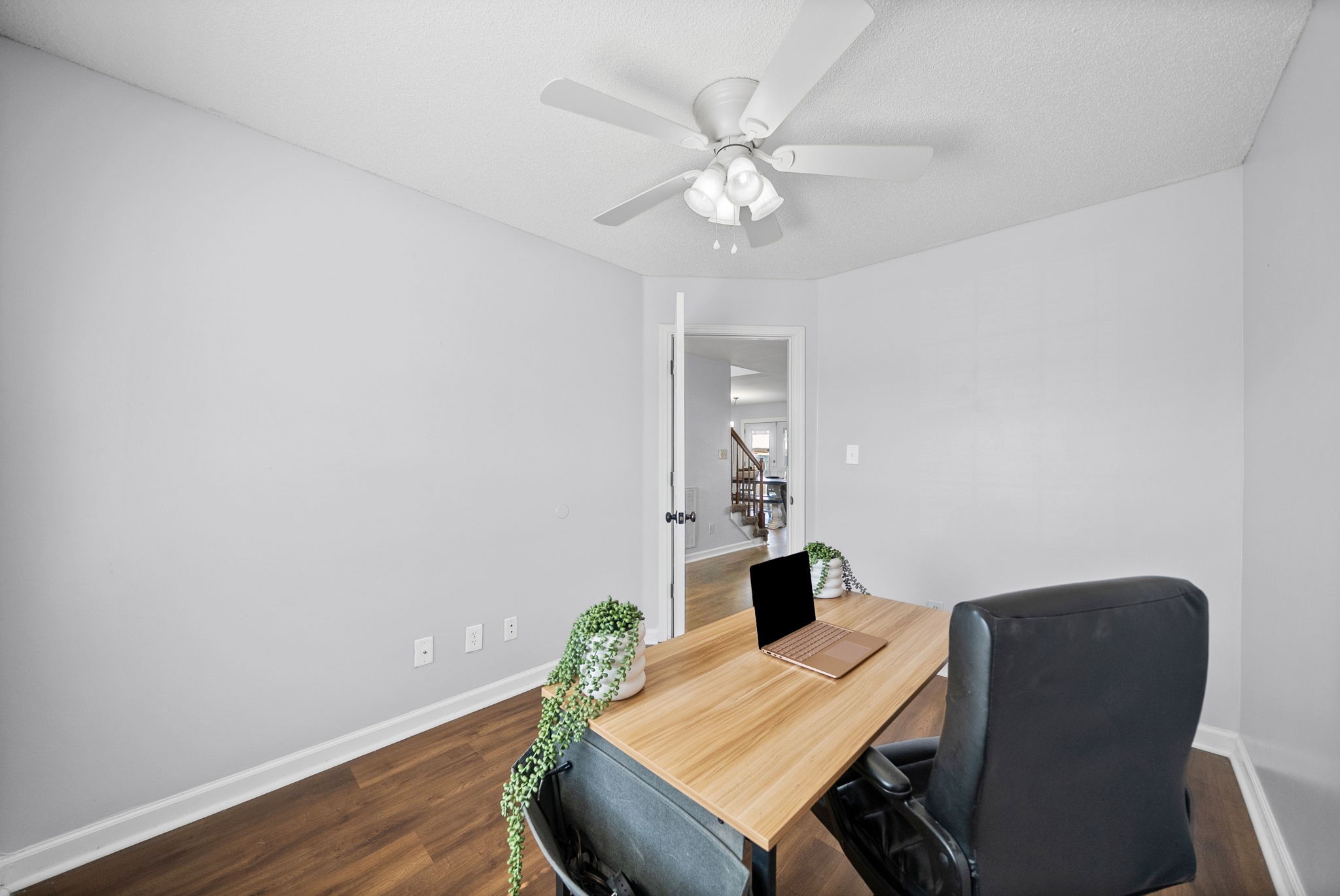 937 Commission Dr