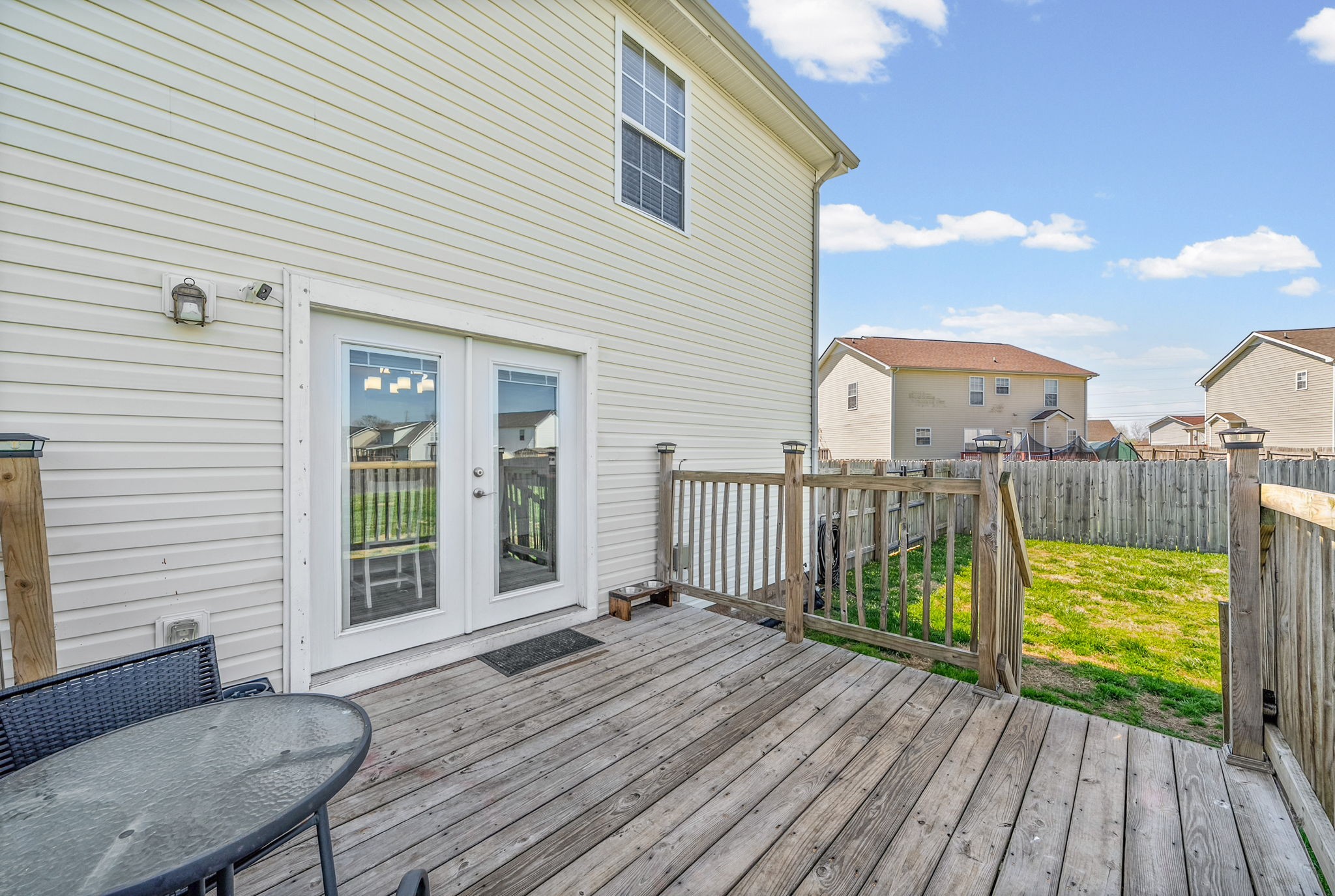 937 Commission Dr