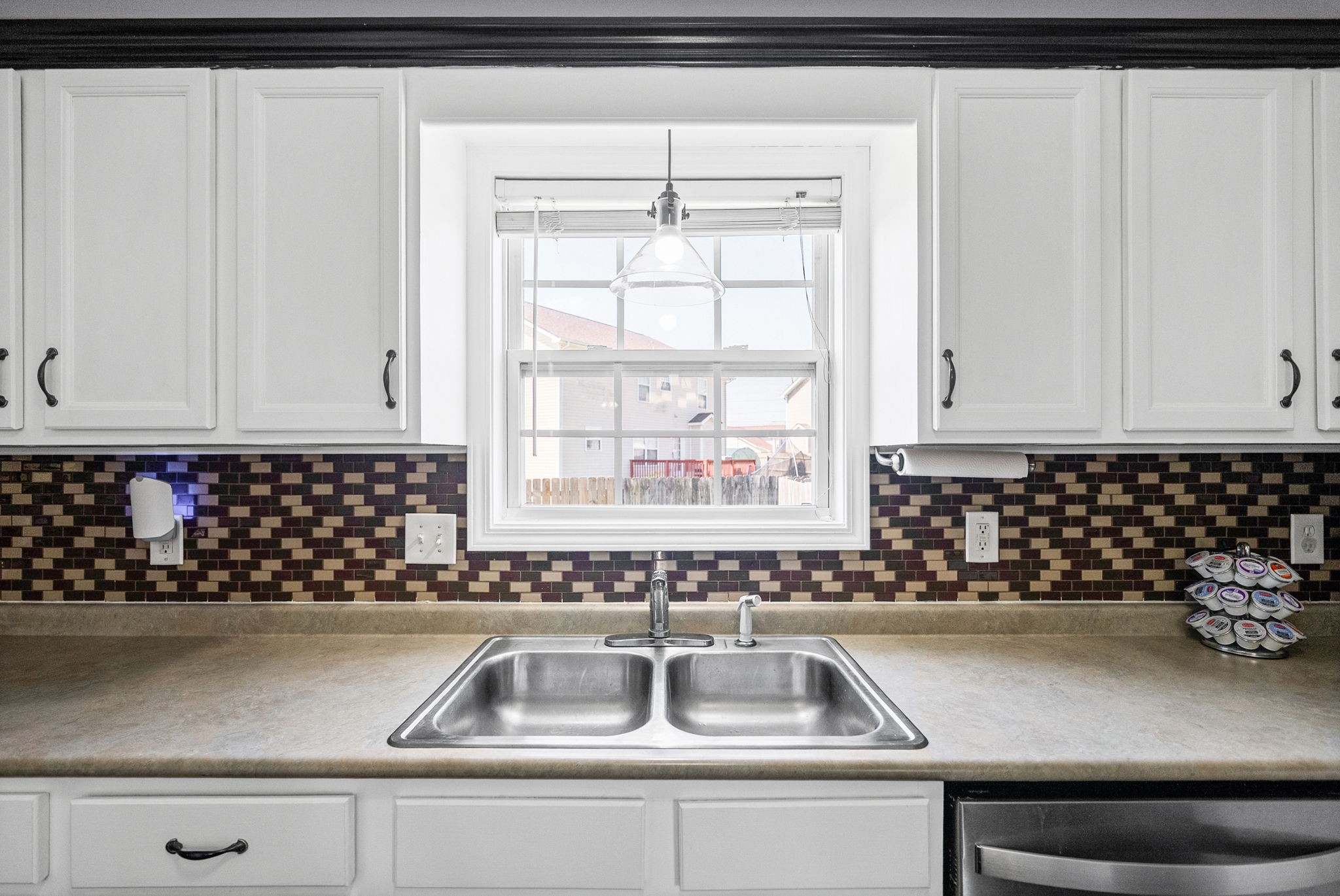 937 Commission Dr