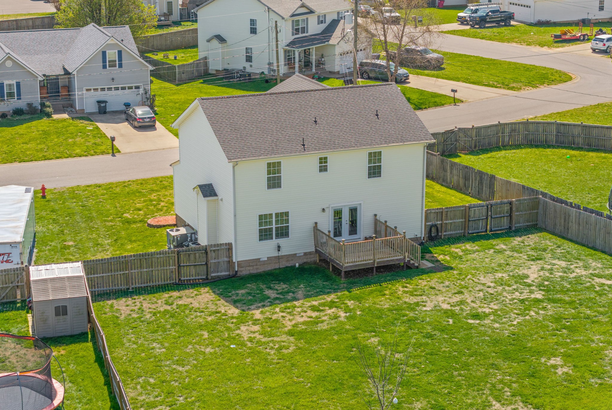 937 Commission Dr