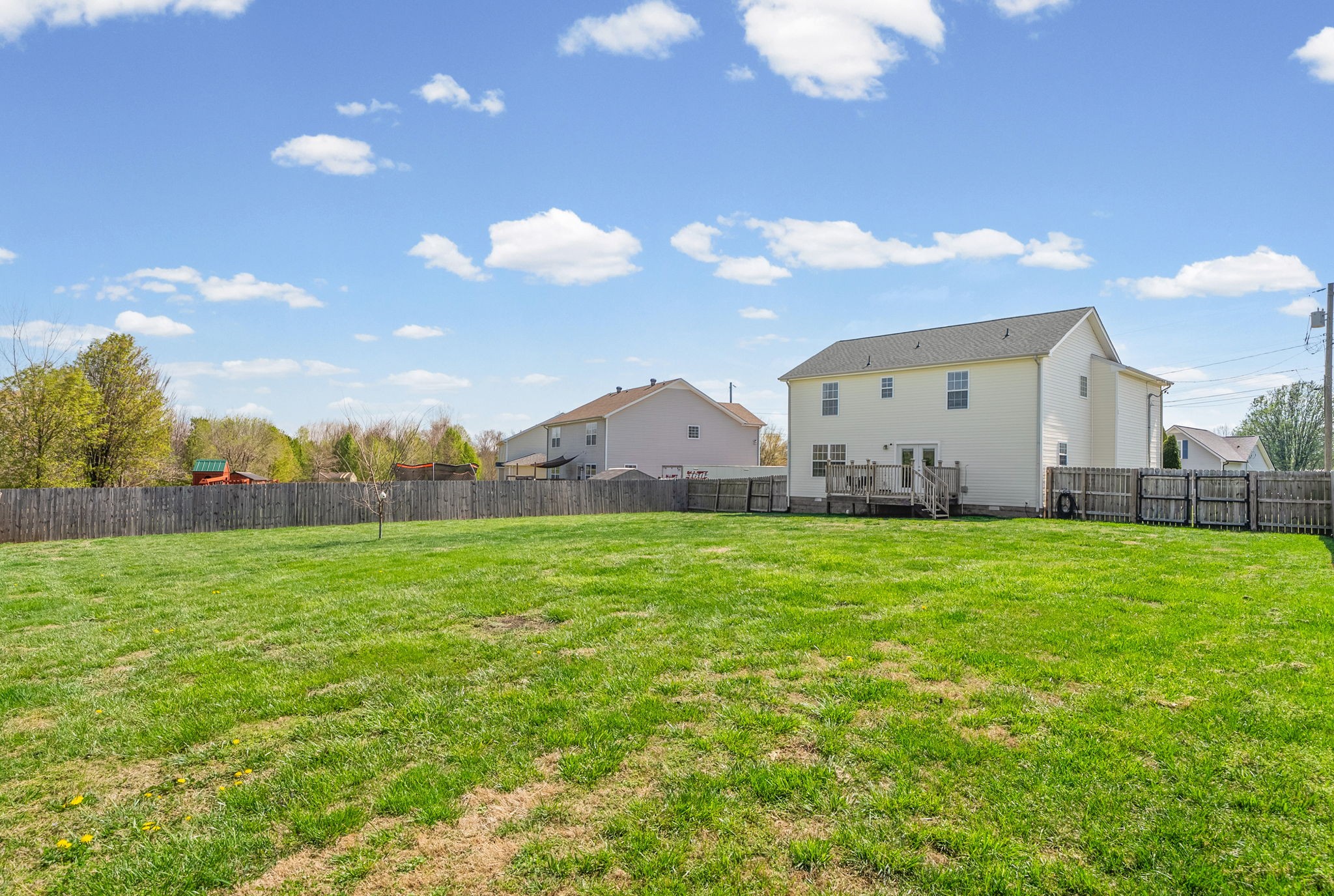 937 Commission Dr