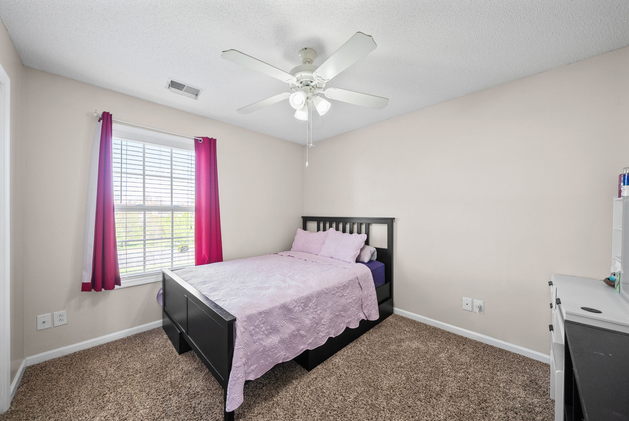 937 Commission Dr