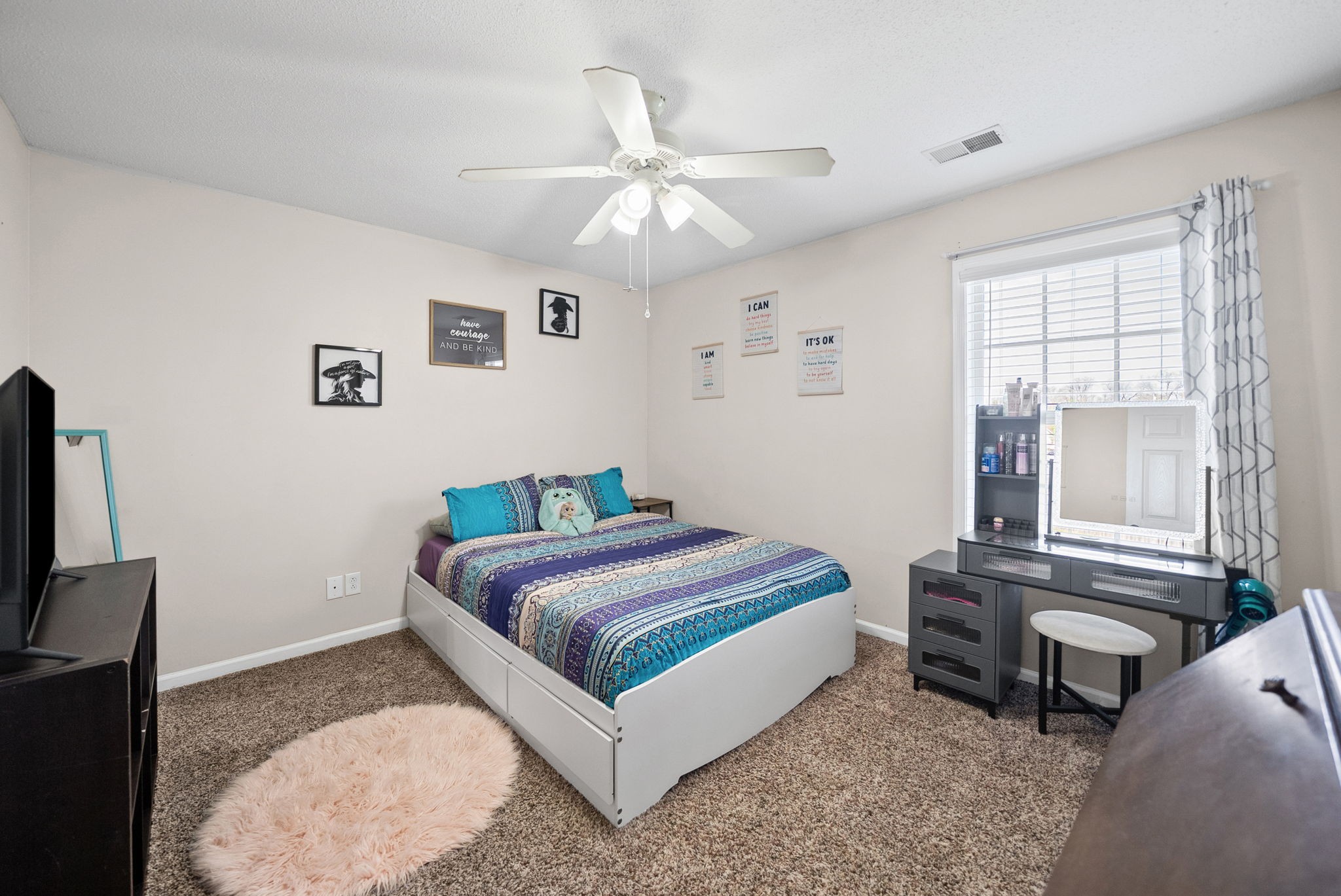 937 Commission Dr