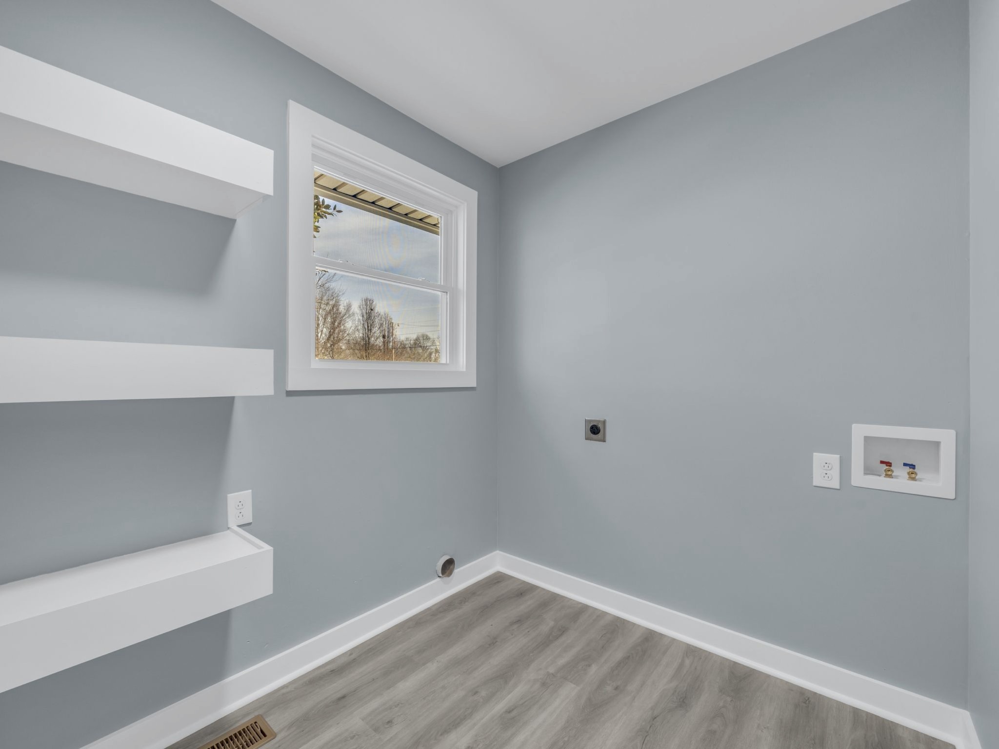 118 Forest Hills Dr