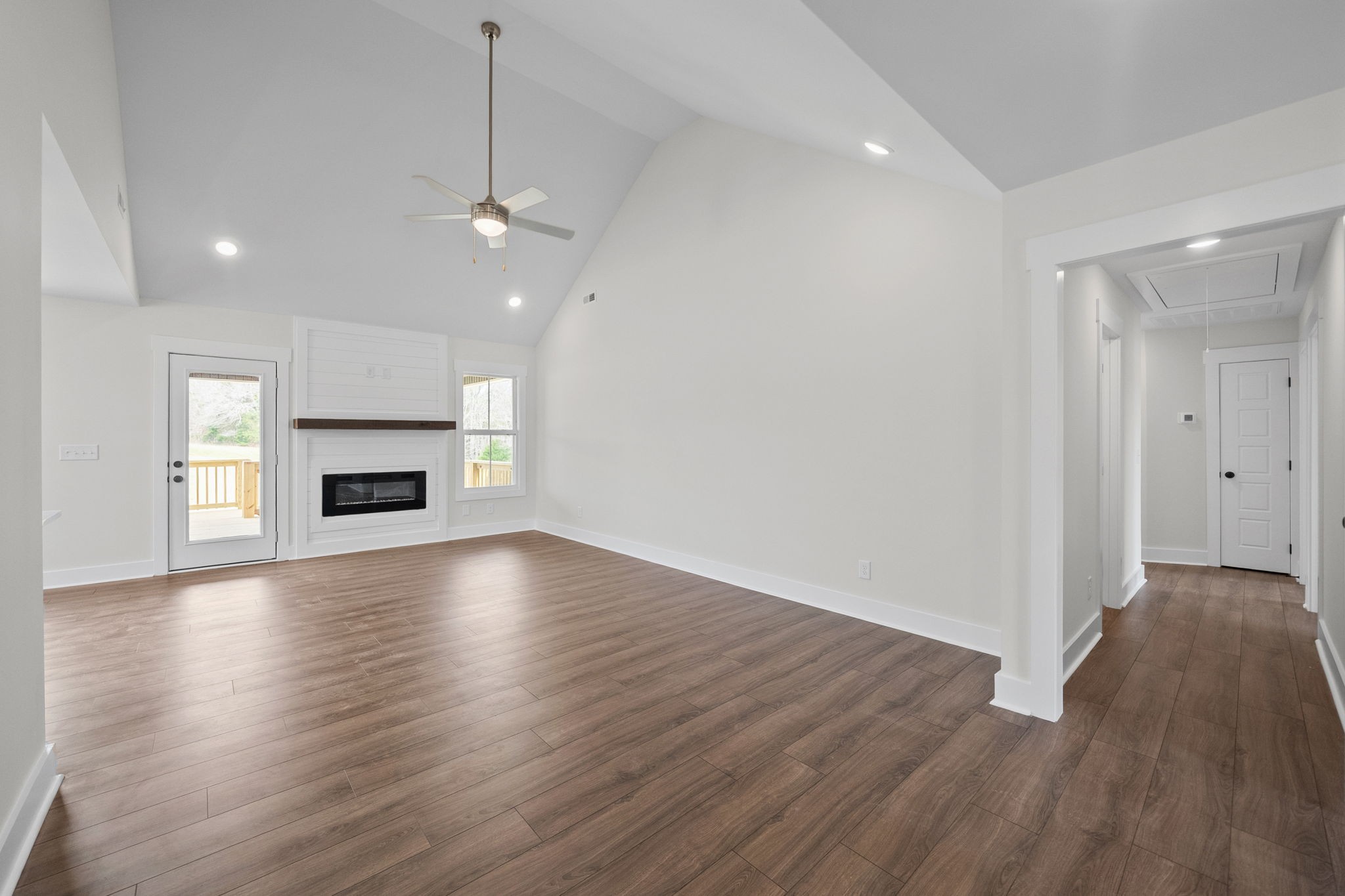 1215 Southside Rd