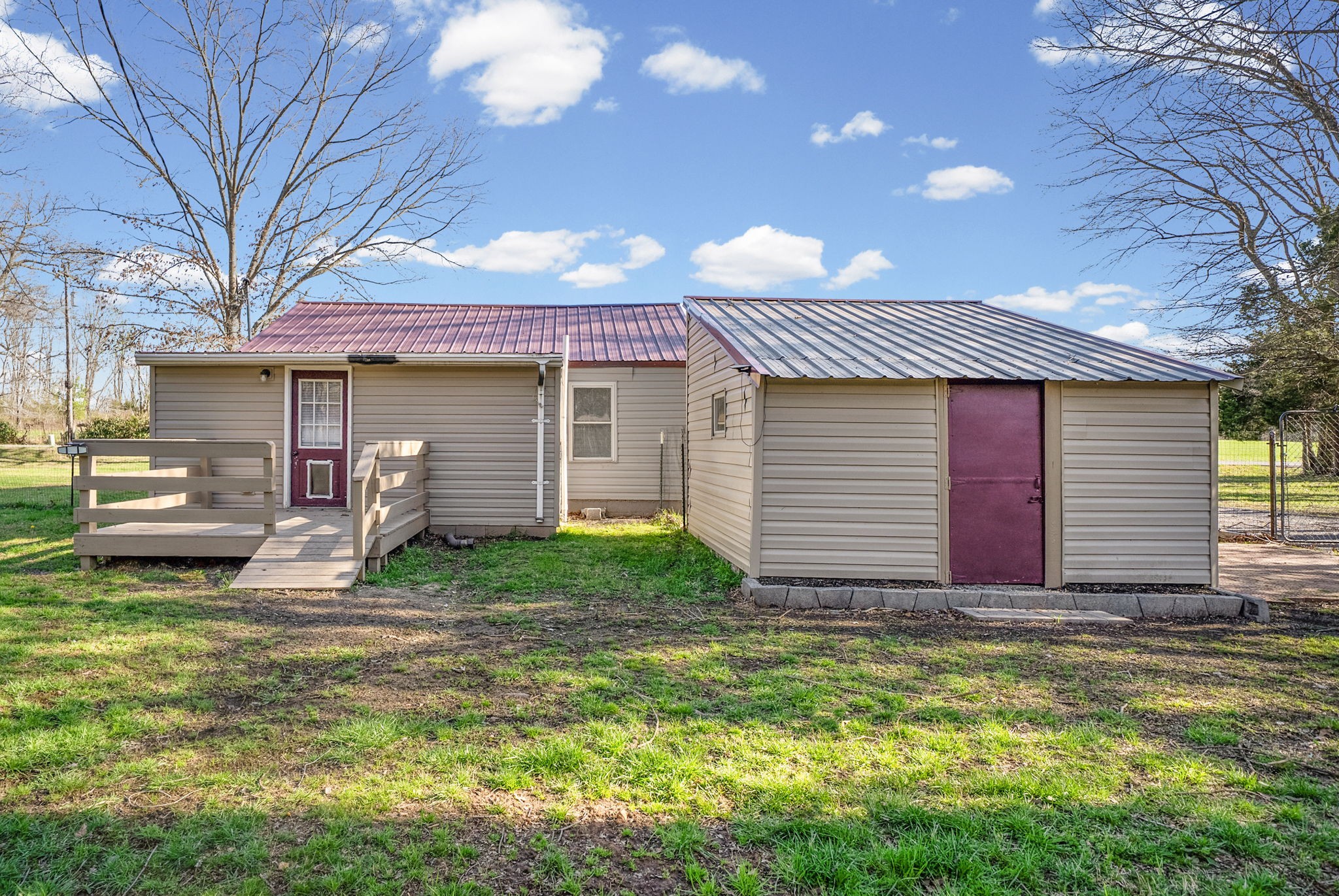 1595 Old Dover Rd