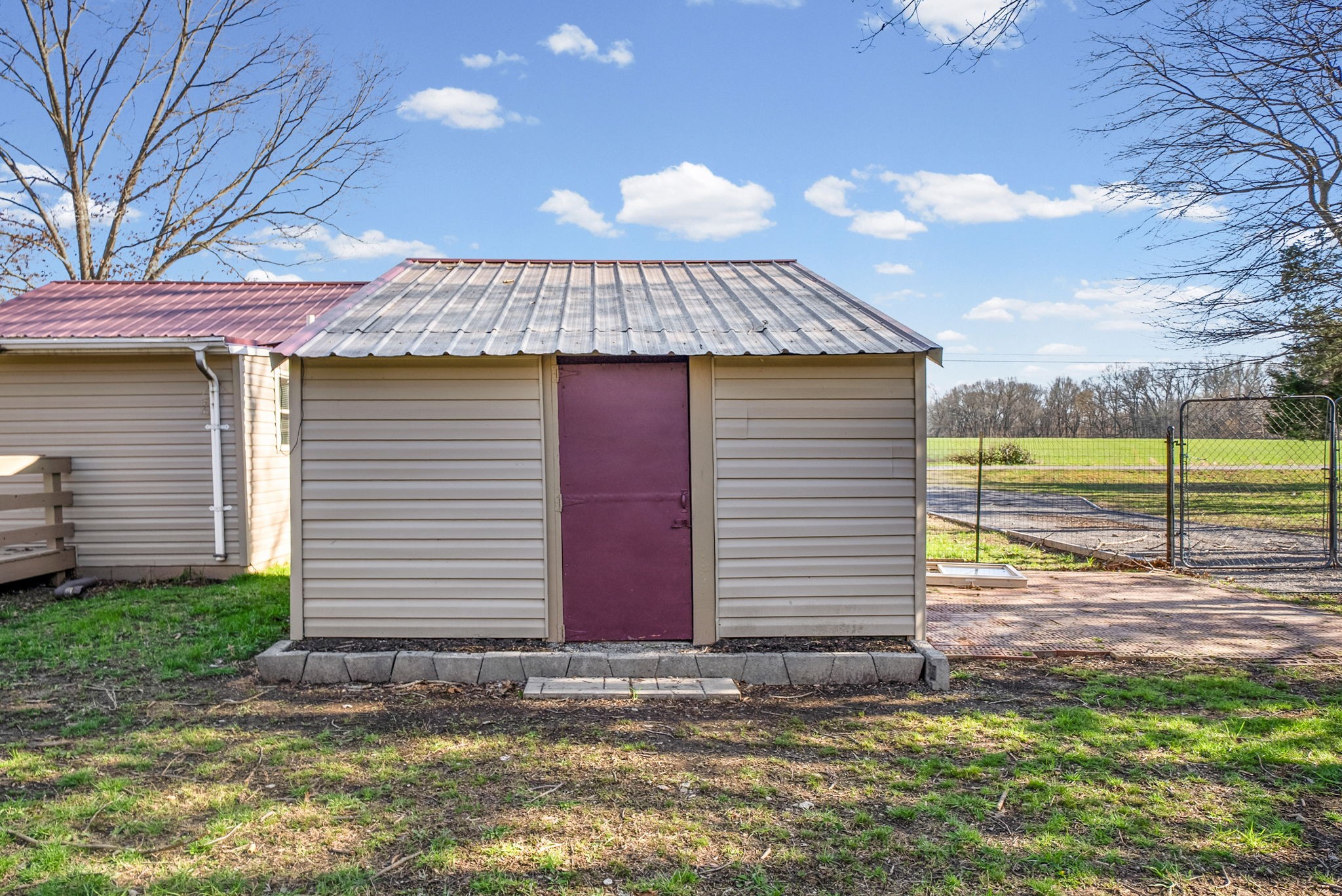 1595 Old Dover Rd