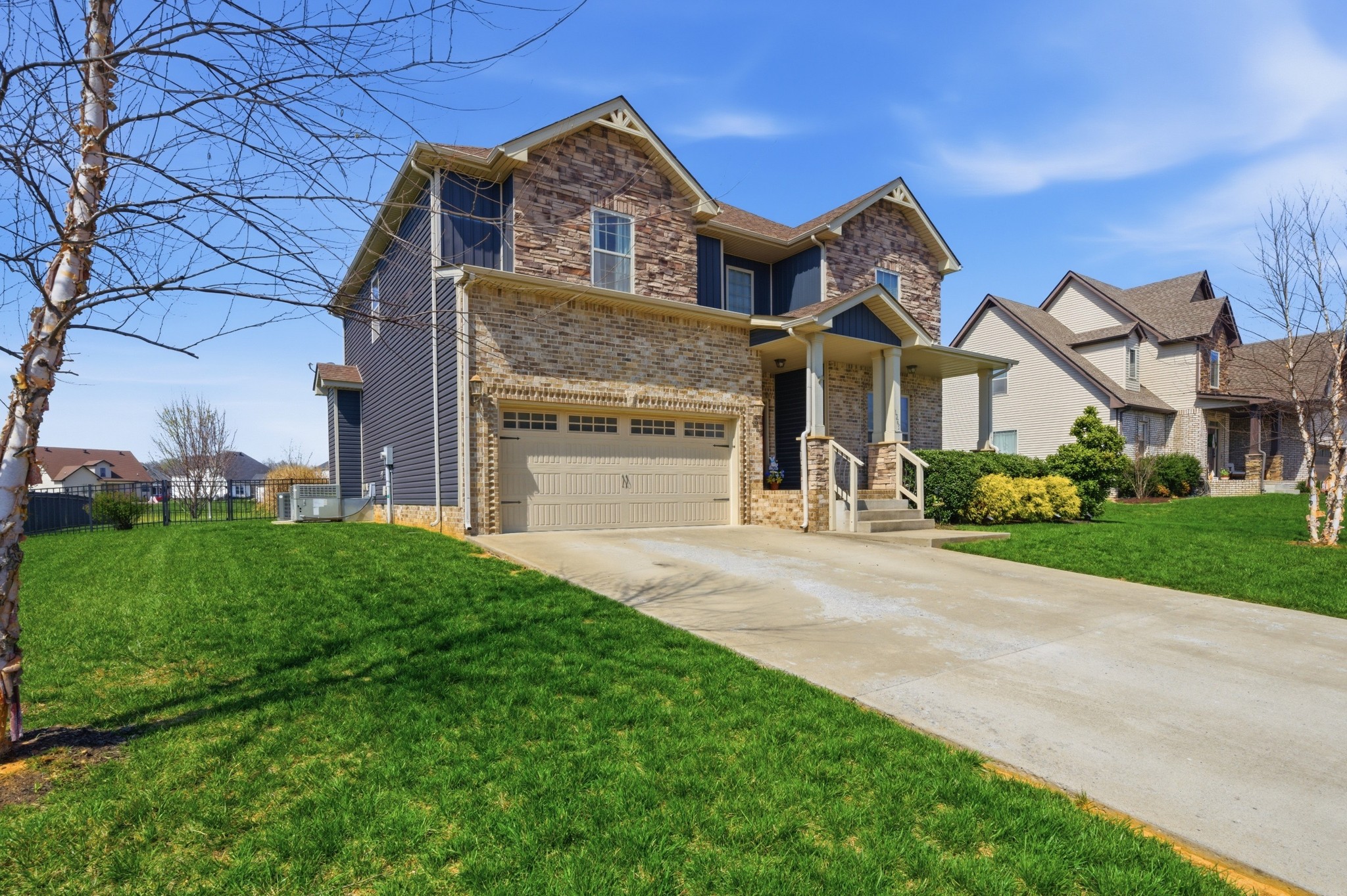 1265 Upland Ter
