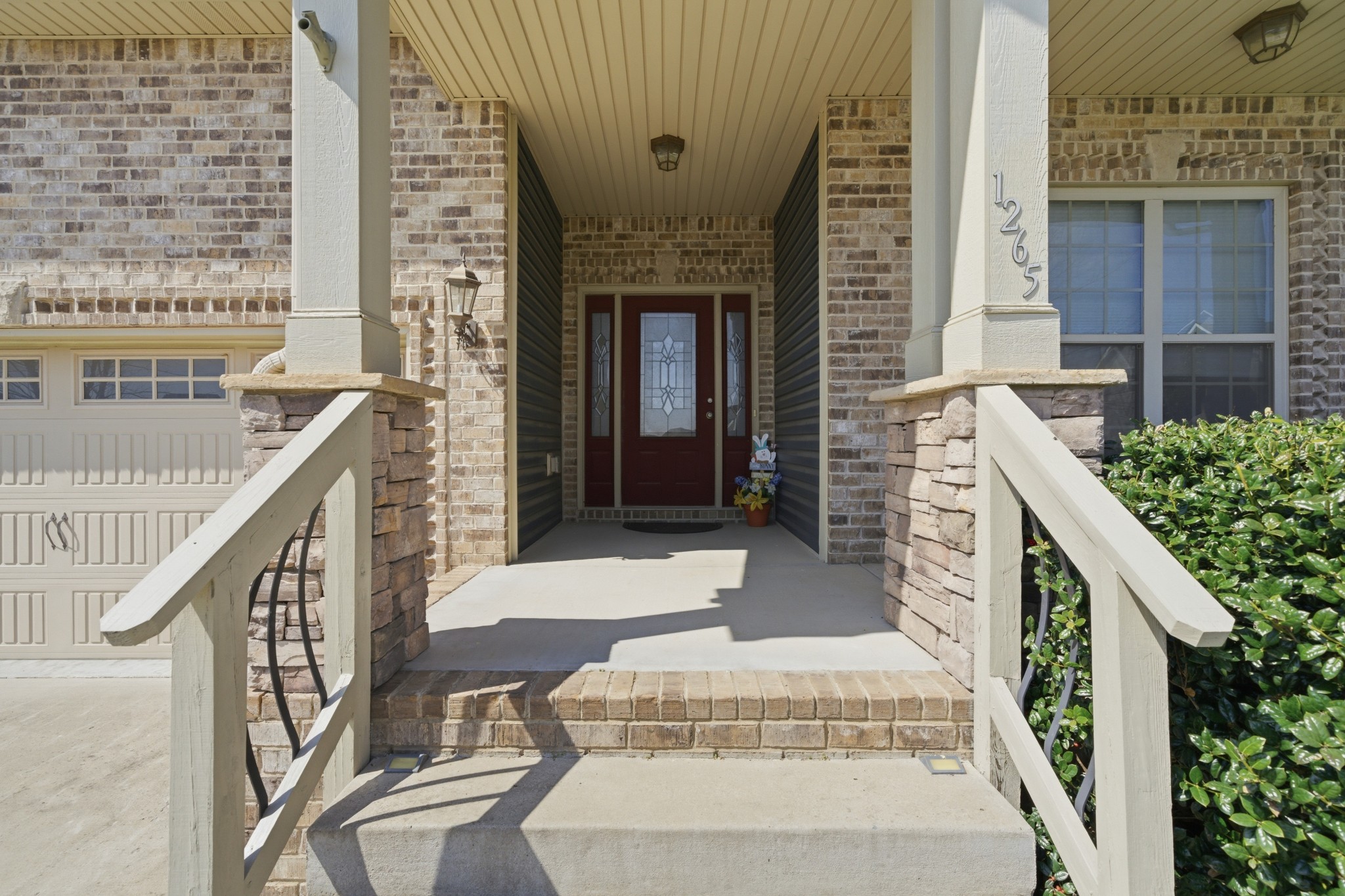 1265 Upland Ter
