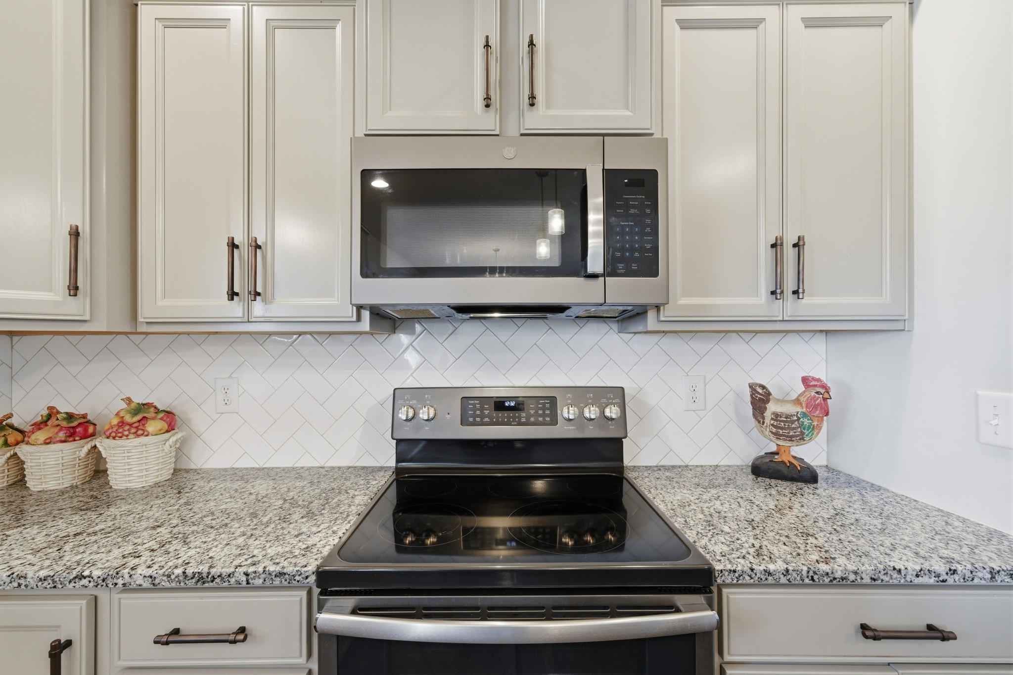 1265 Upland Ter