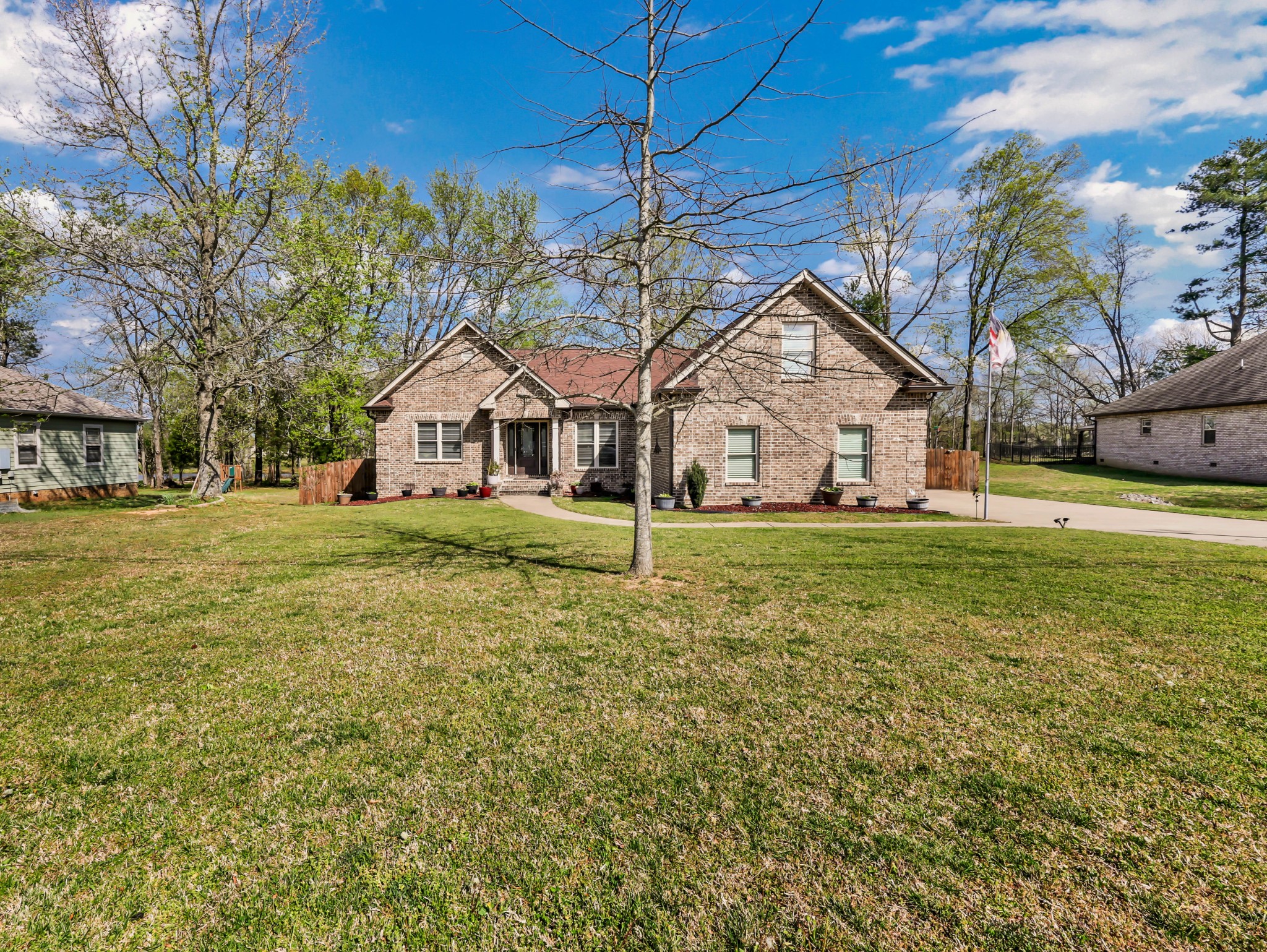 1040 Northridge Dr