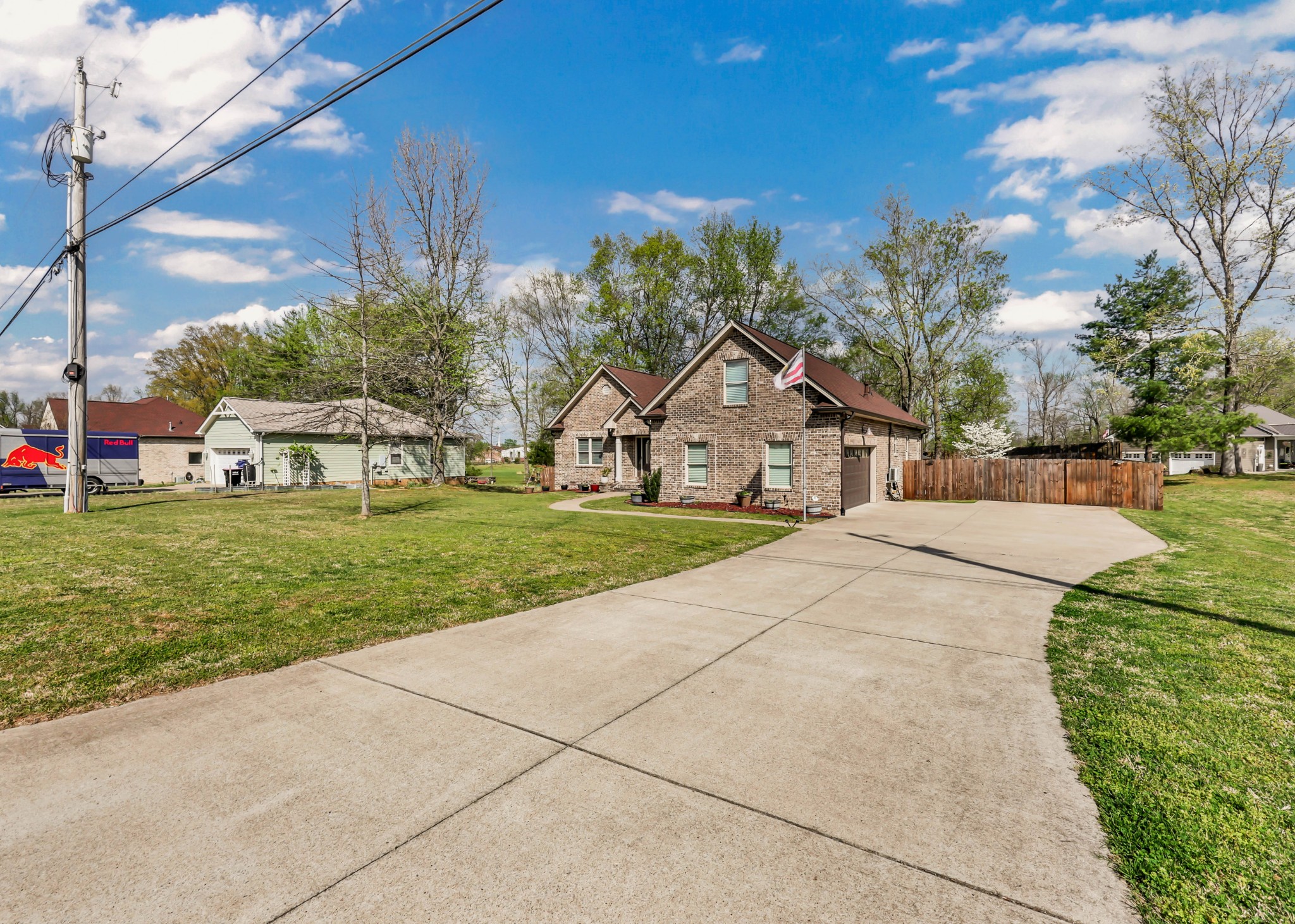 1040 Northridge Dr