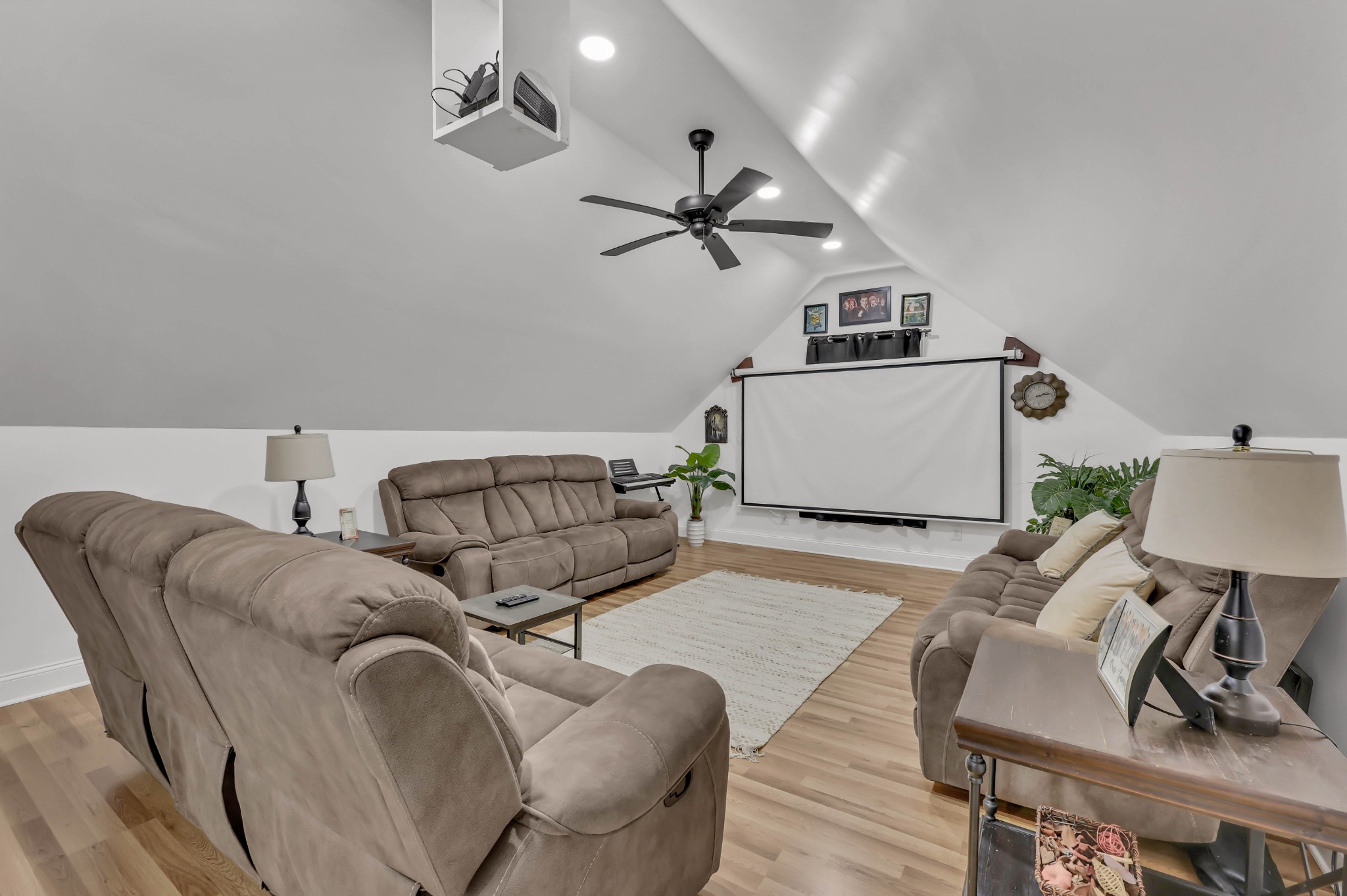 1040 Northridge Dr