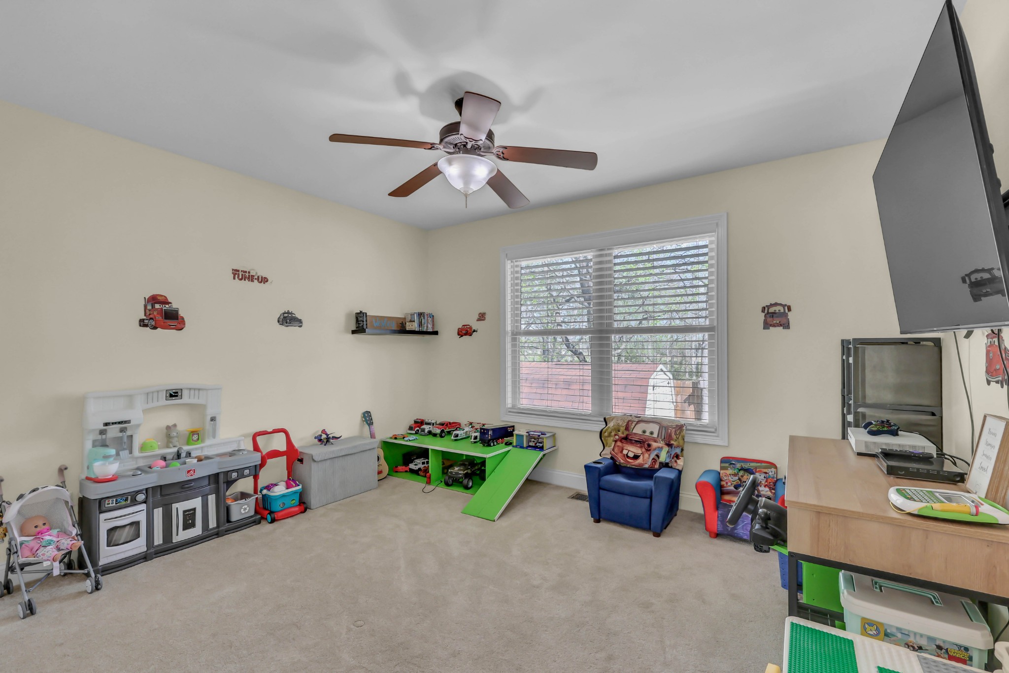 1040 Northridge Dr