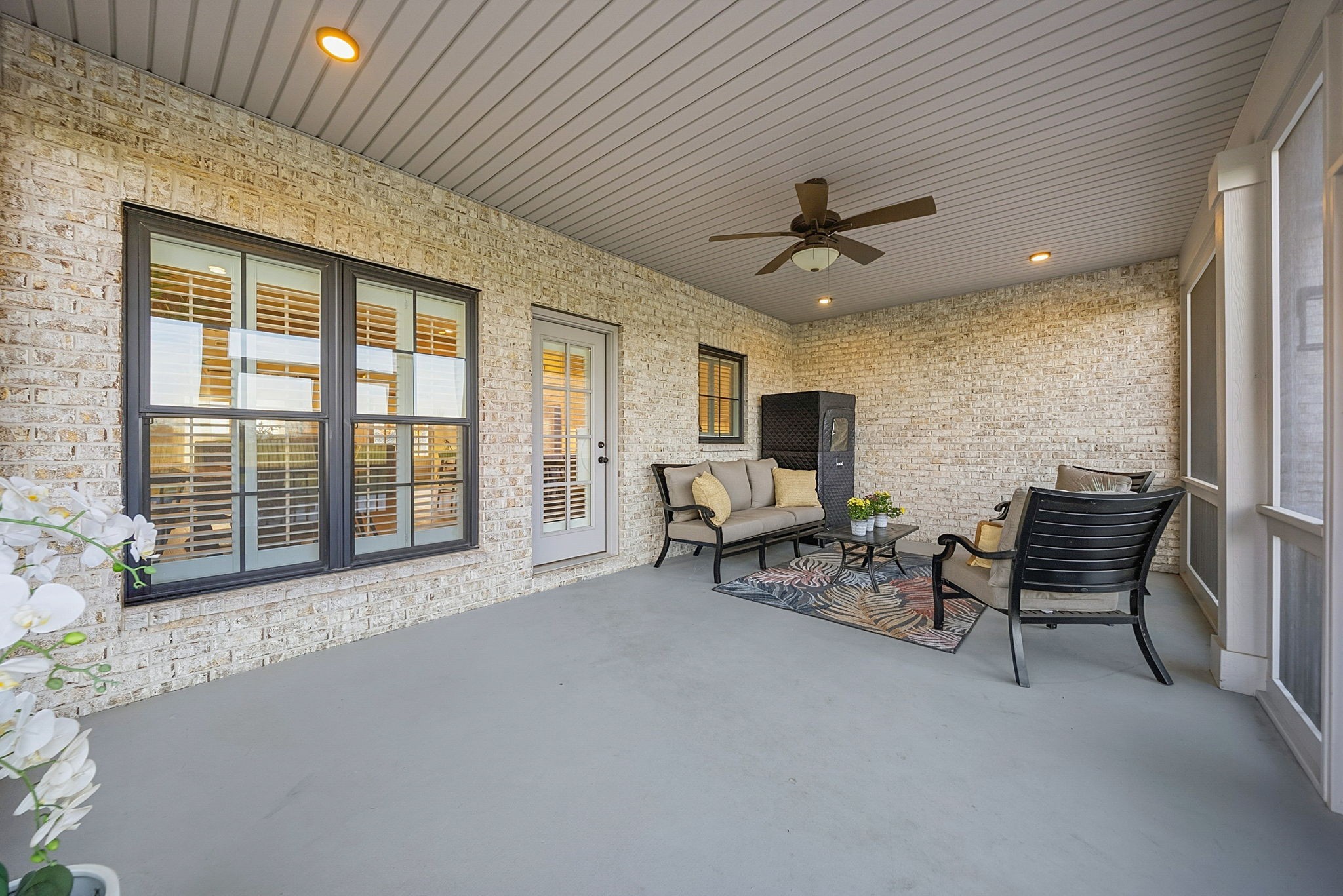 120 Sawyer Ct