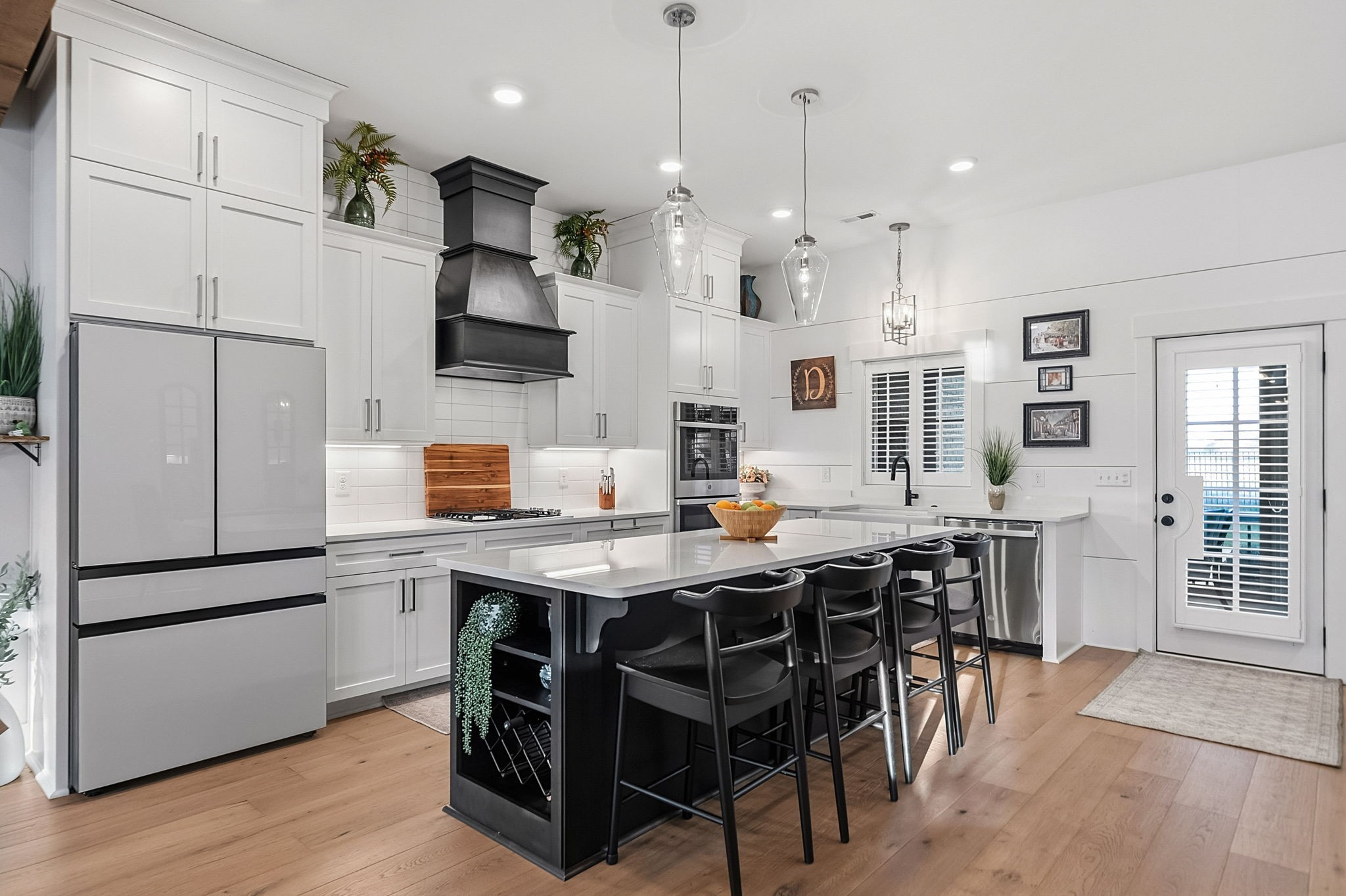 120 Sawyer Ct