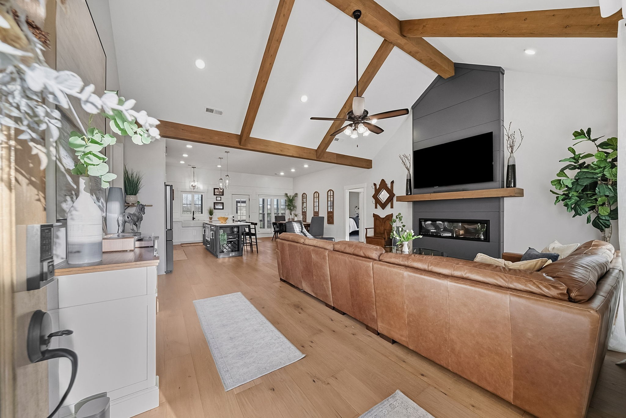 120 Sawyer Ct