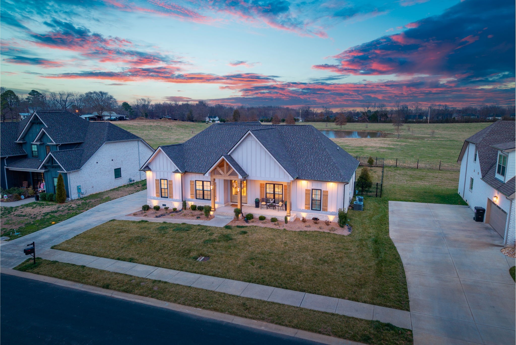 120 Sawyer Ct