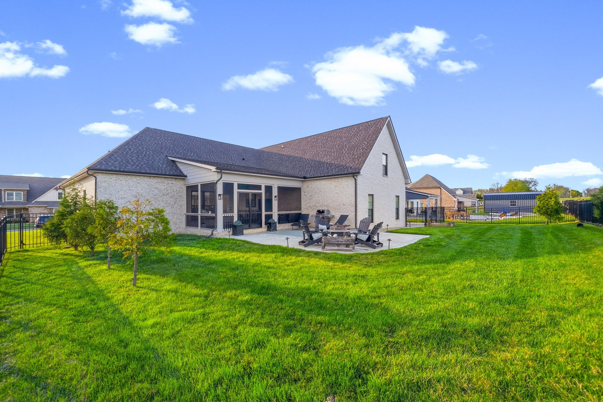 120 Sawyer Ct