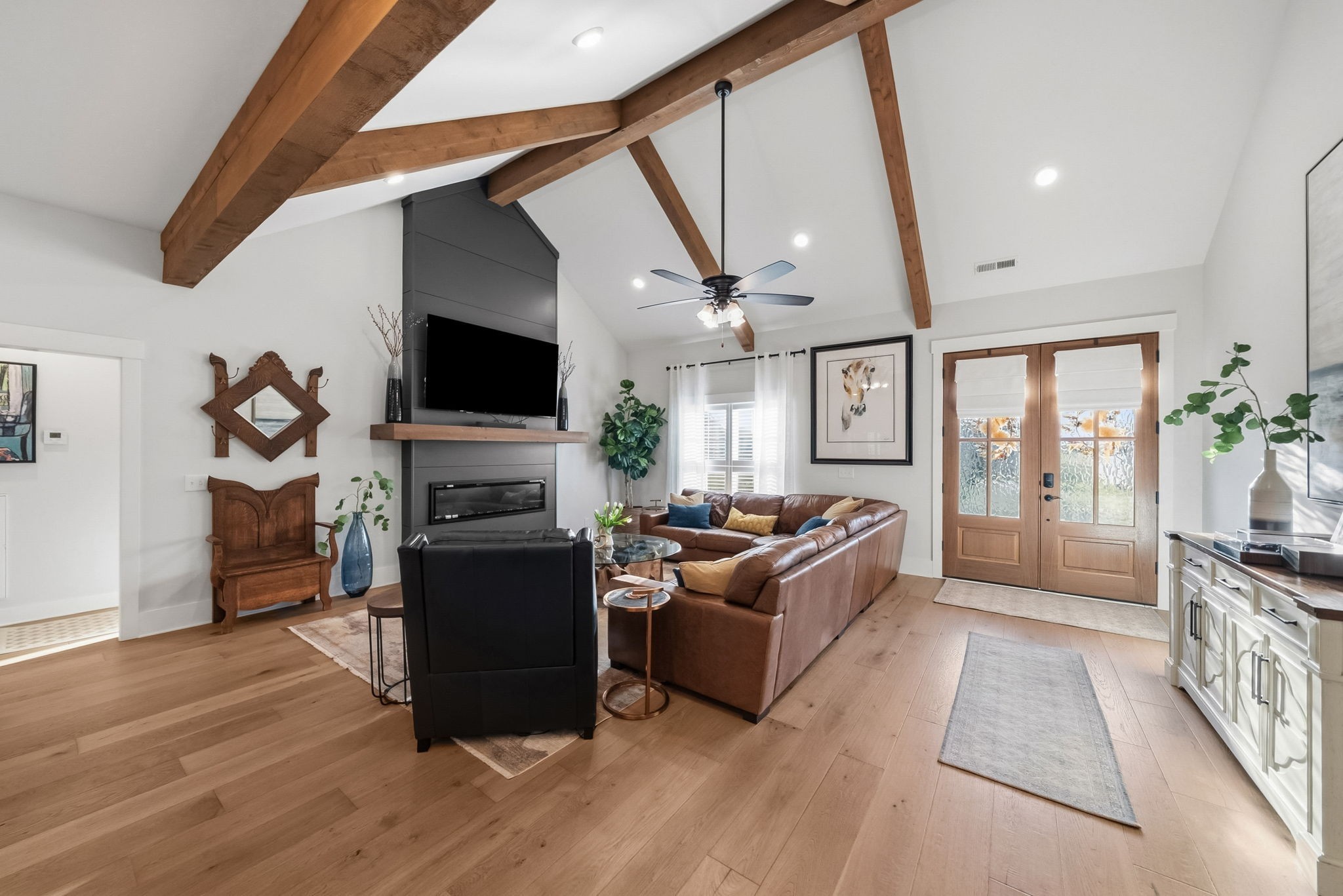 120 Sawyer Ct