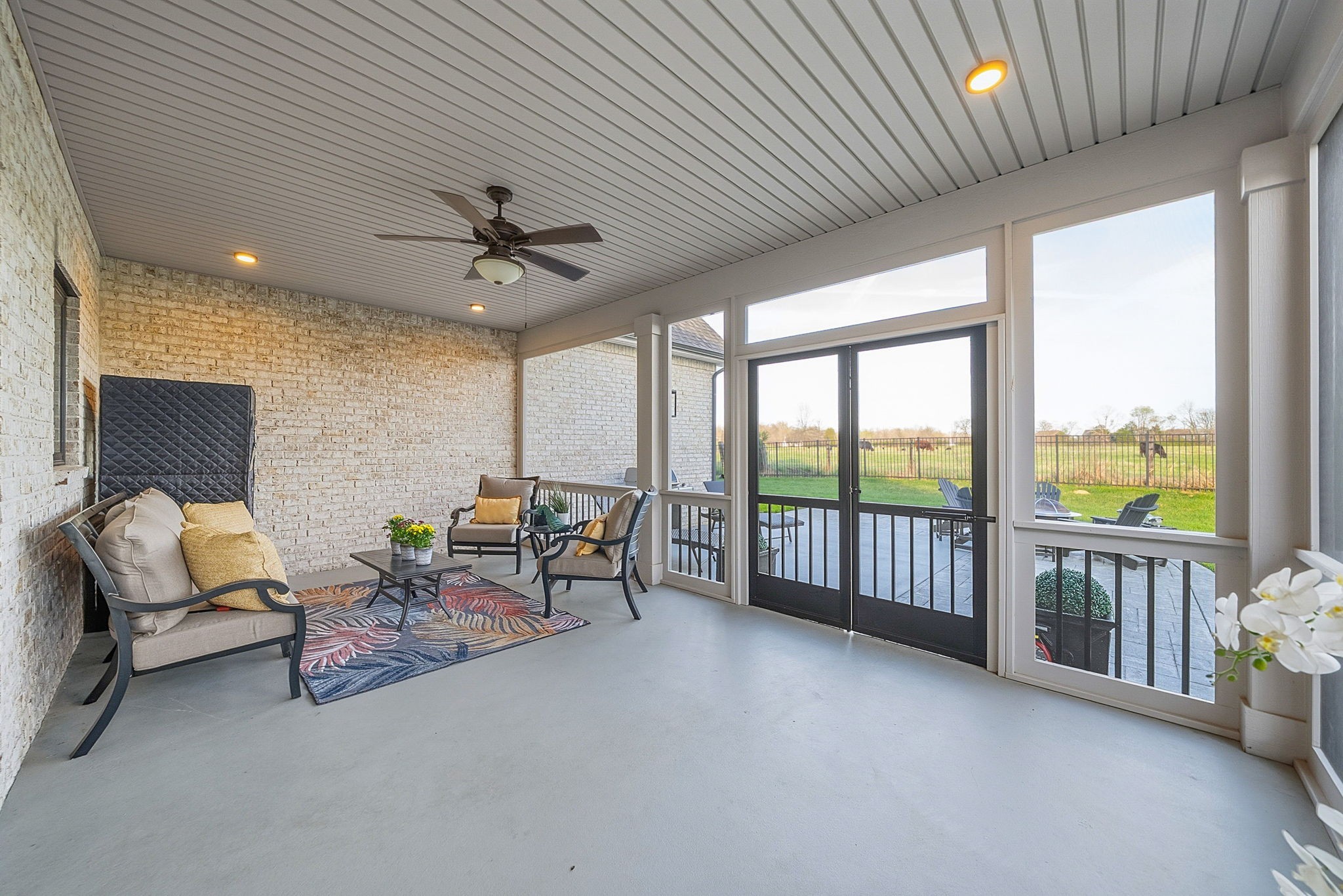 120 Sawyer Ct