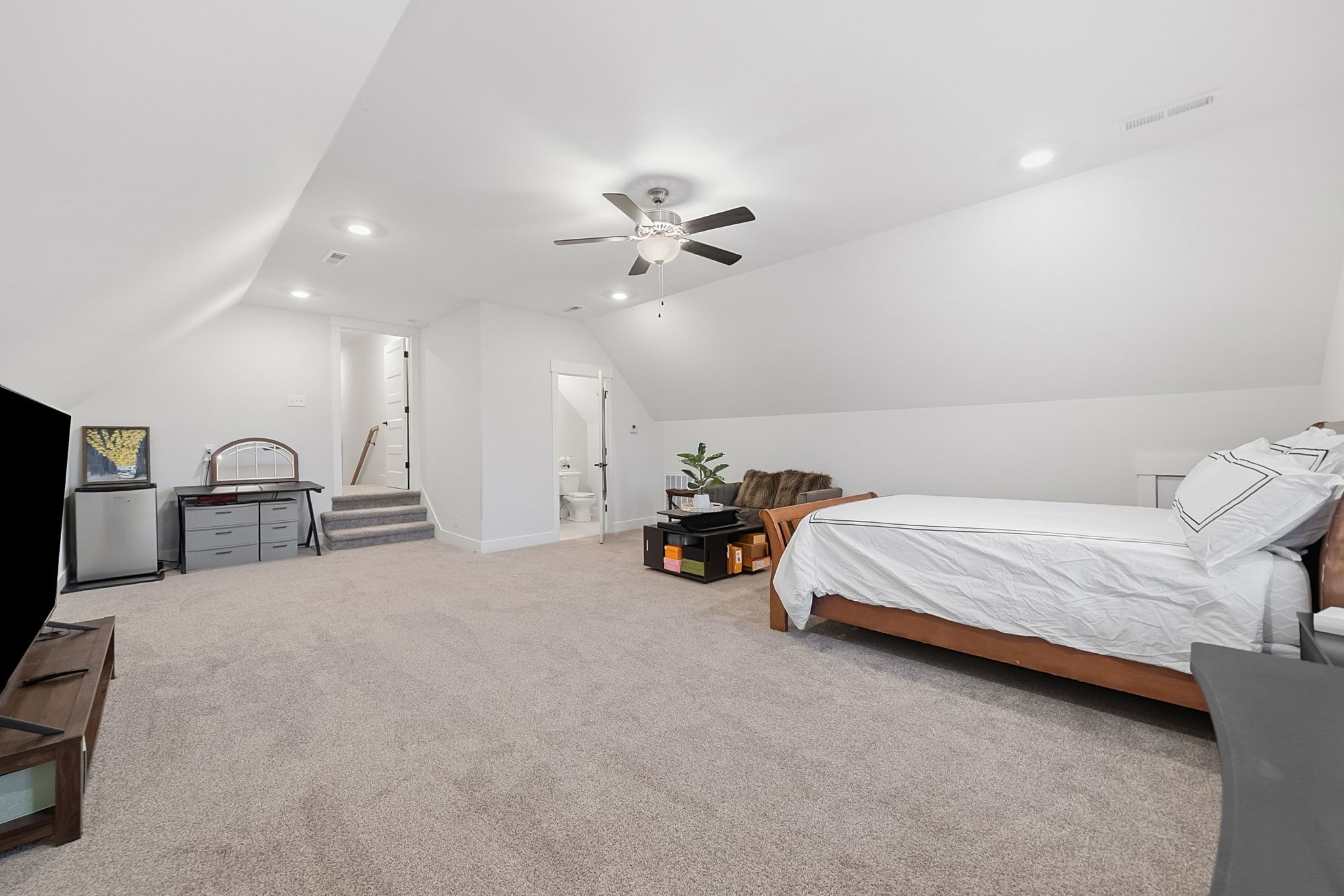 120 Sawyer Ct