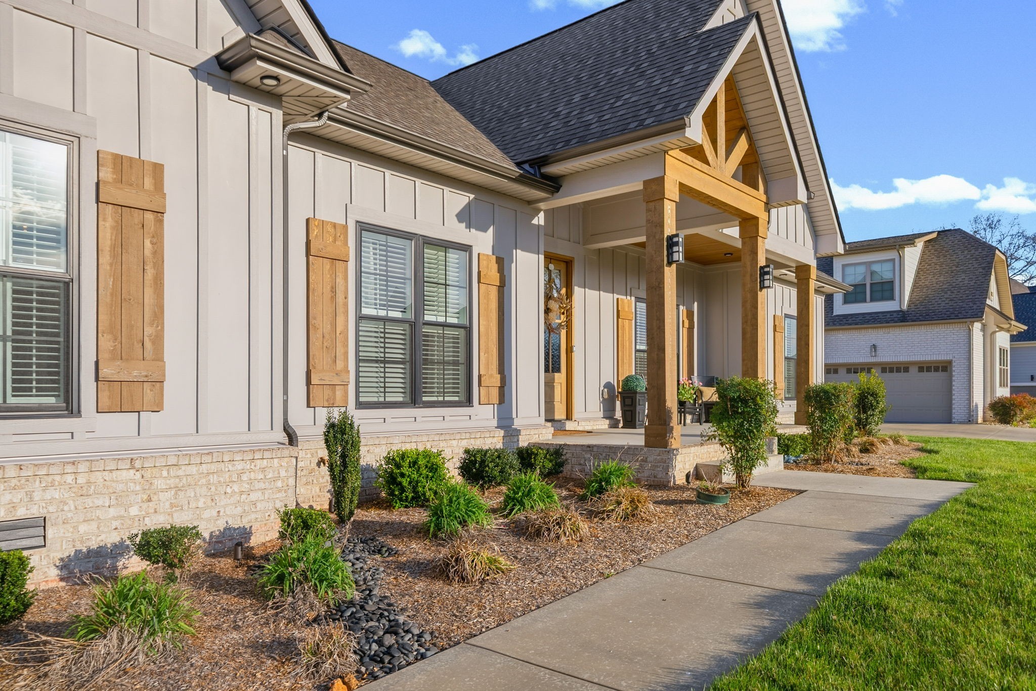 120 Sawyer Ct