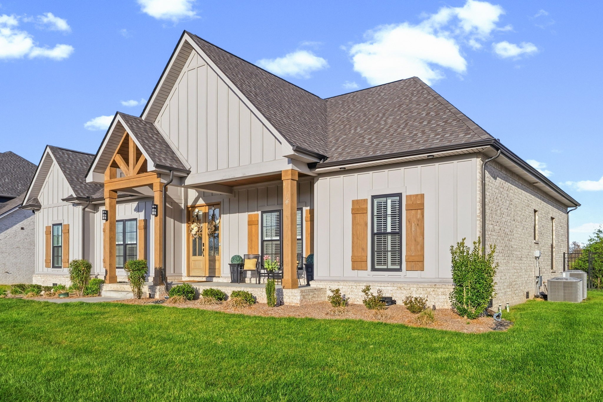 120 Sawyer Ct