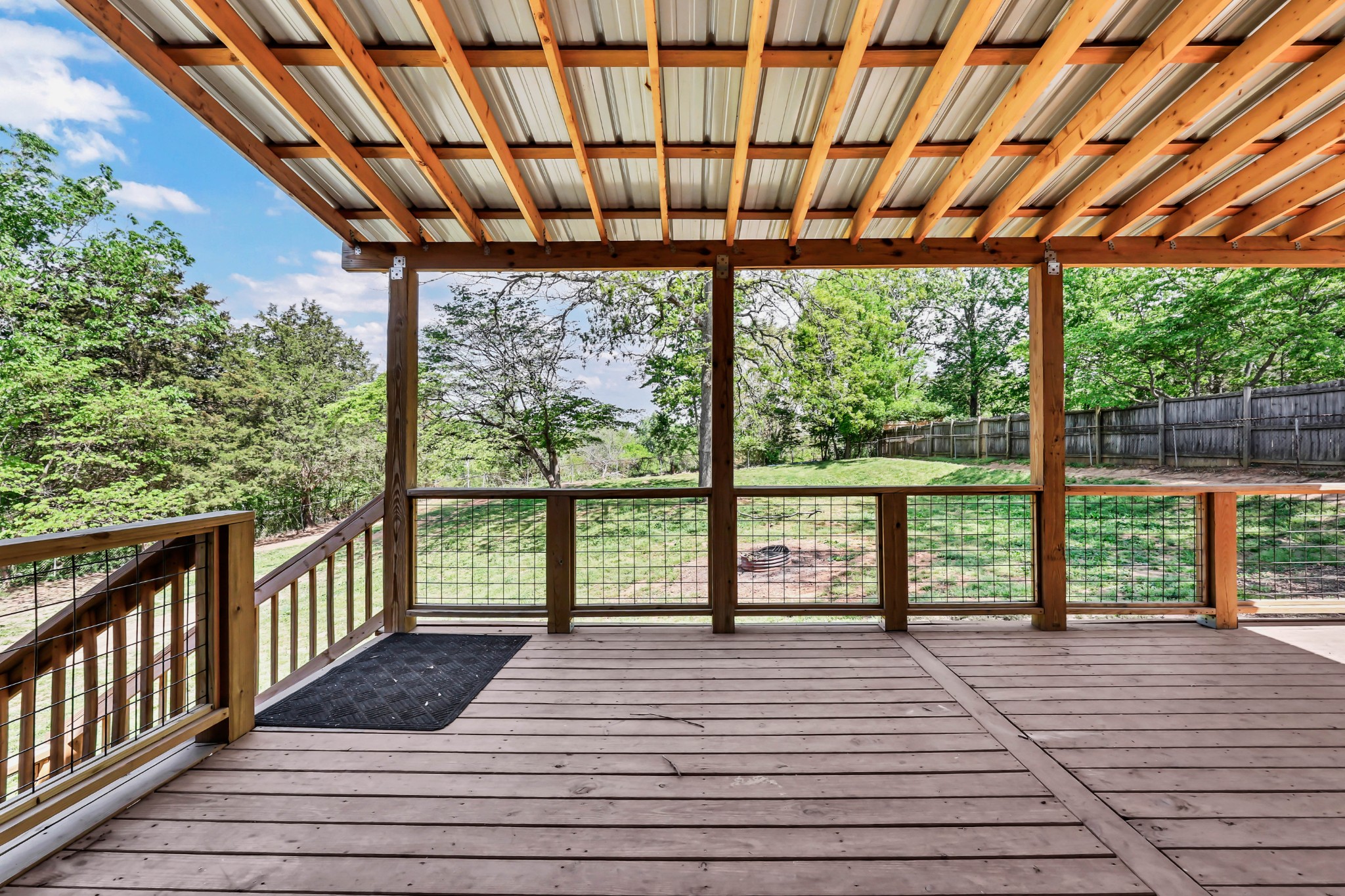 2186 Blakemore Dr
