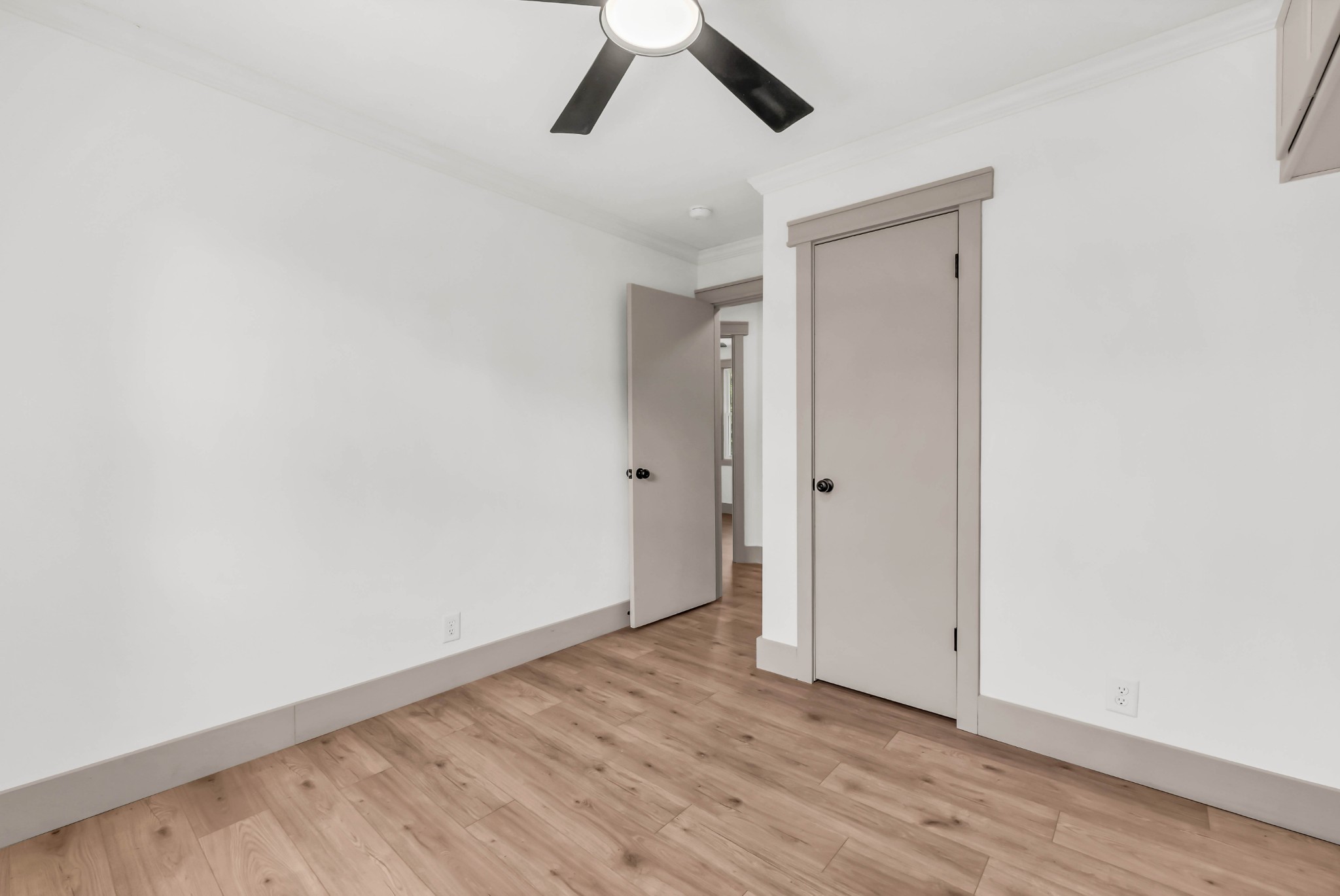 2186 Blakemore Dr
