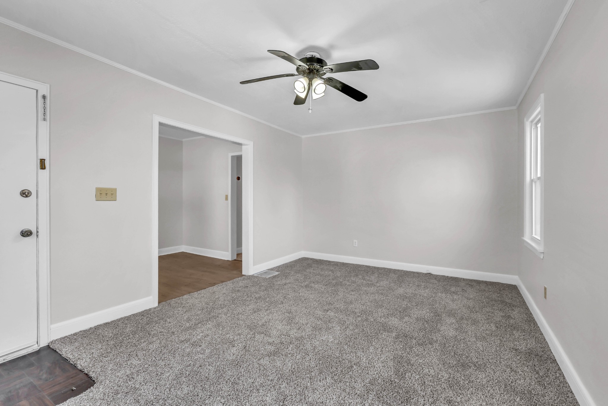 208 Inglewood Dr