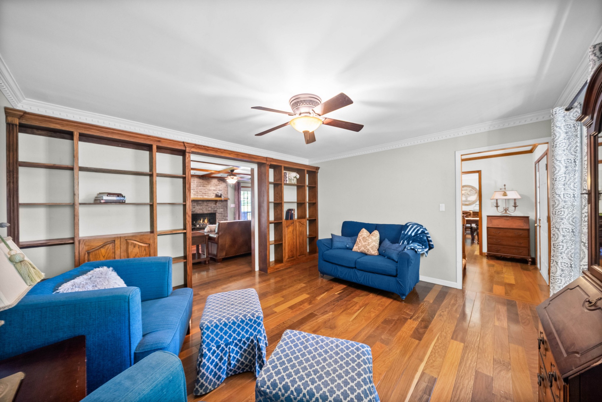 565 Arlington Pl