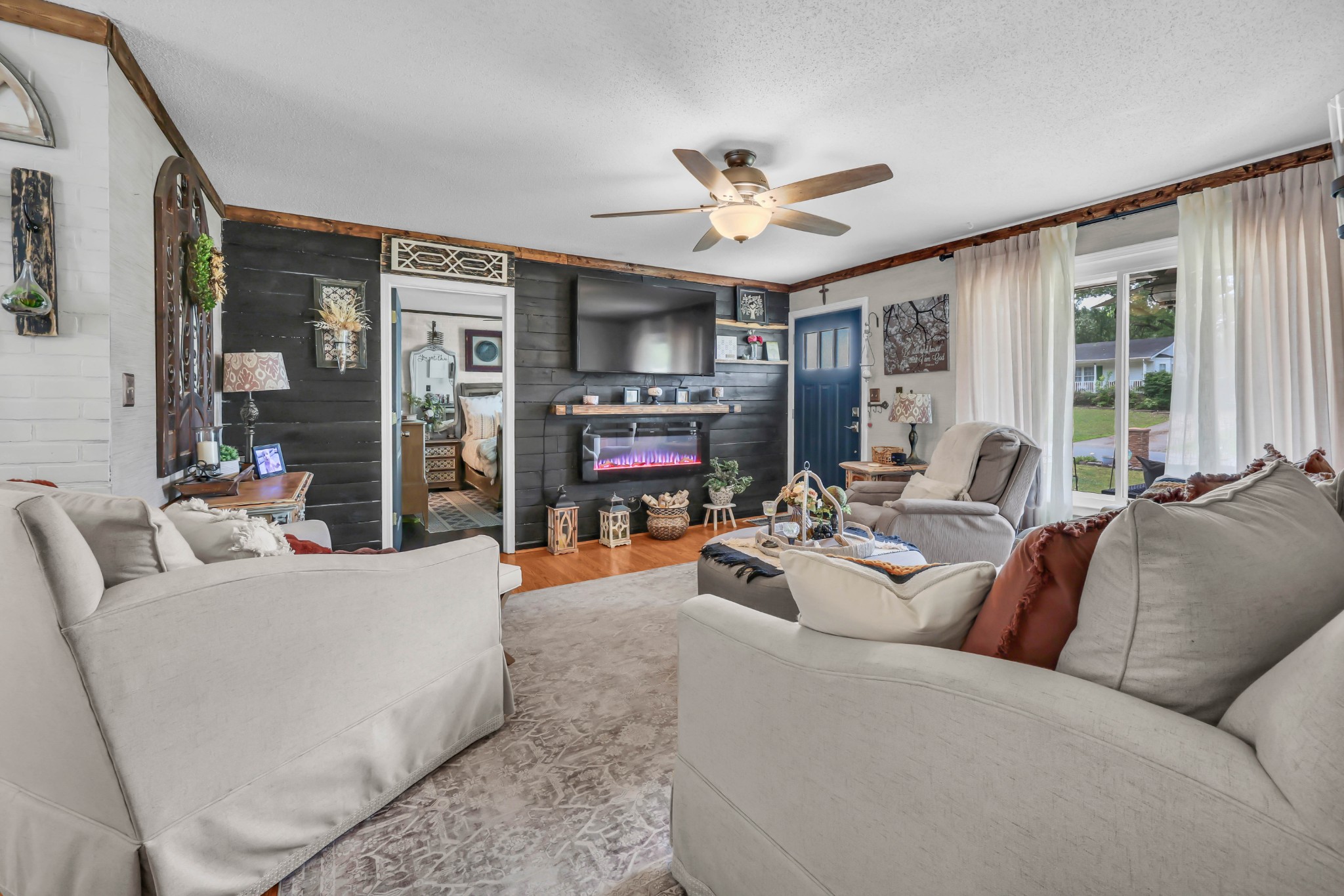 349 Erie Dr