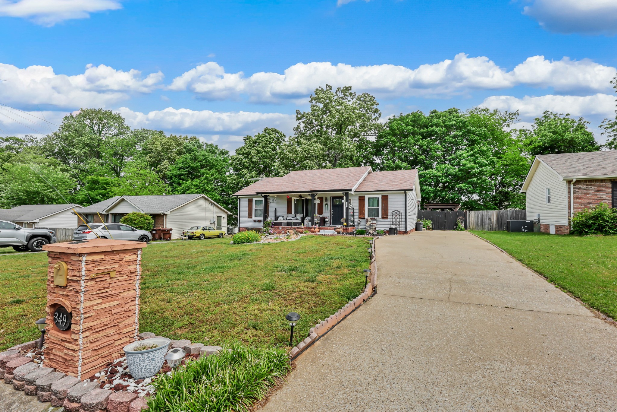349 Erie Dr