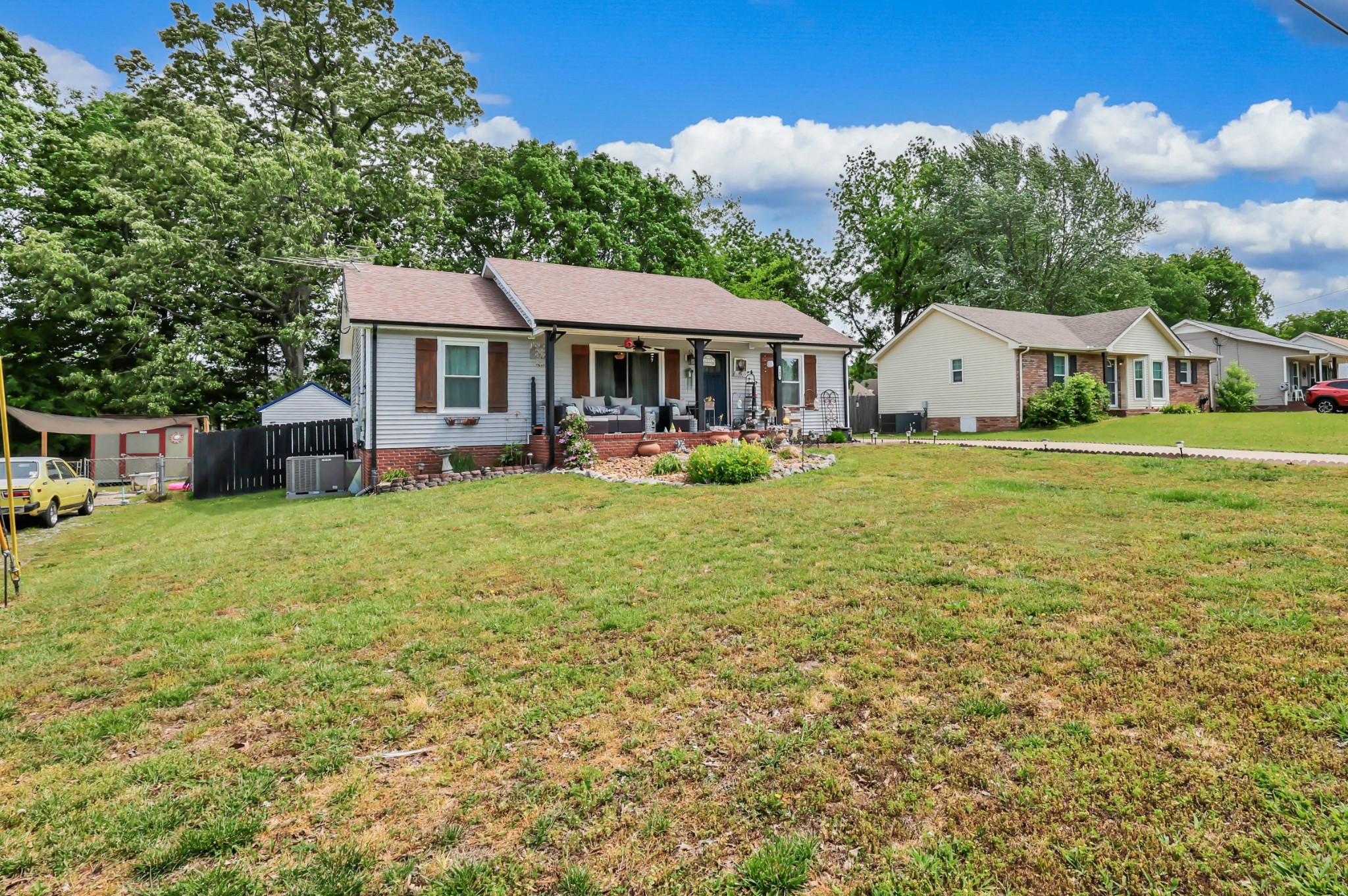 349 Erie Dr