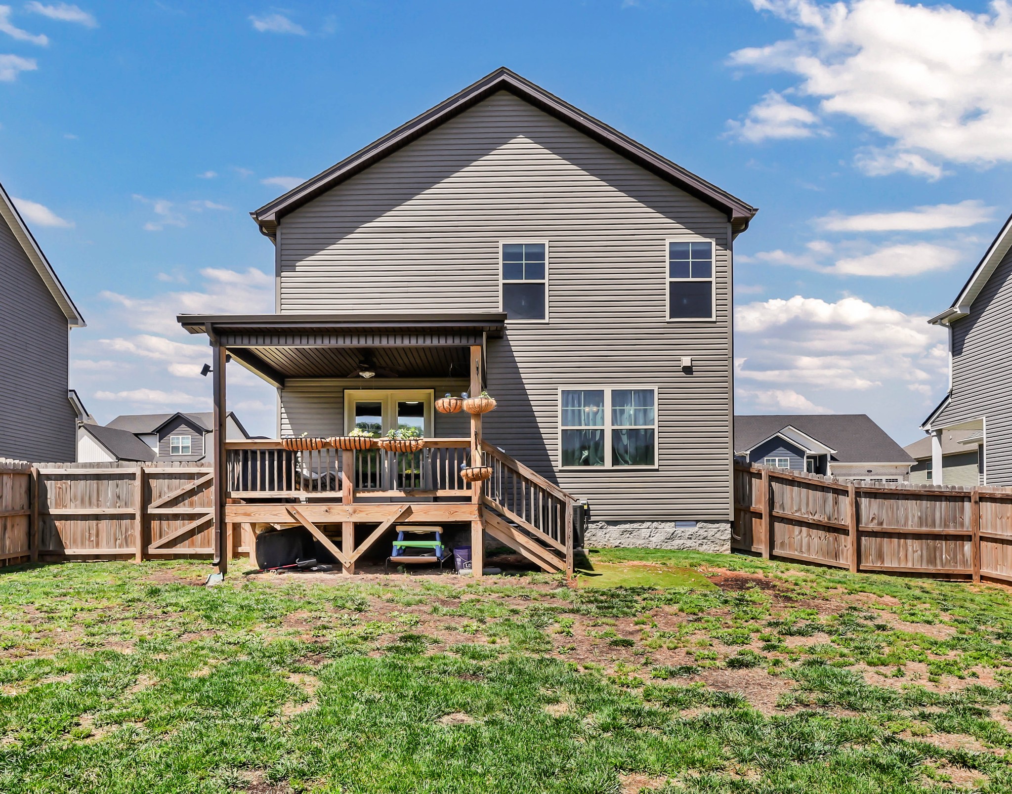 218 Ardell Dr