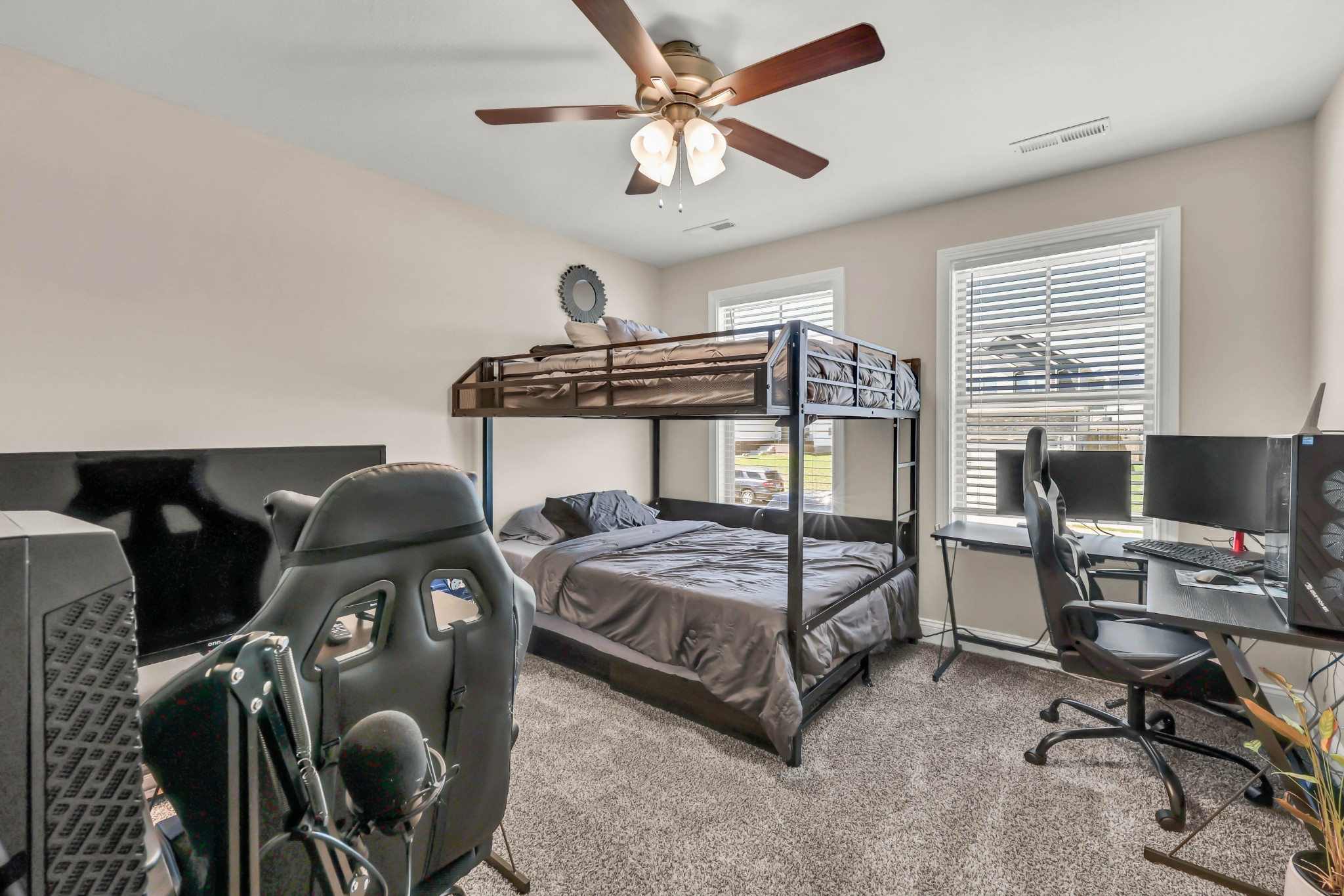 218 Ardell Dr