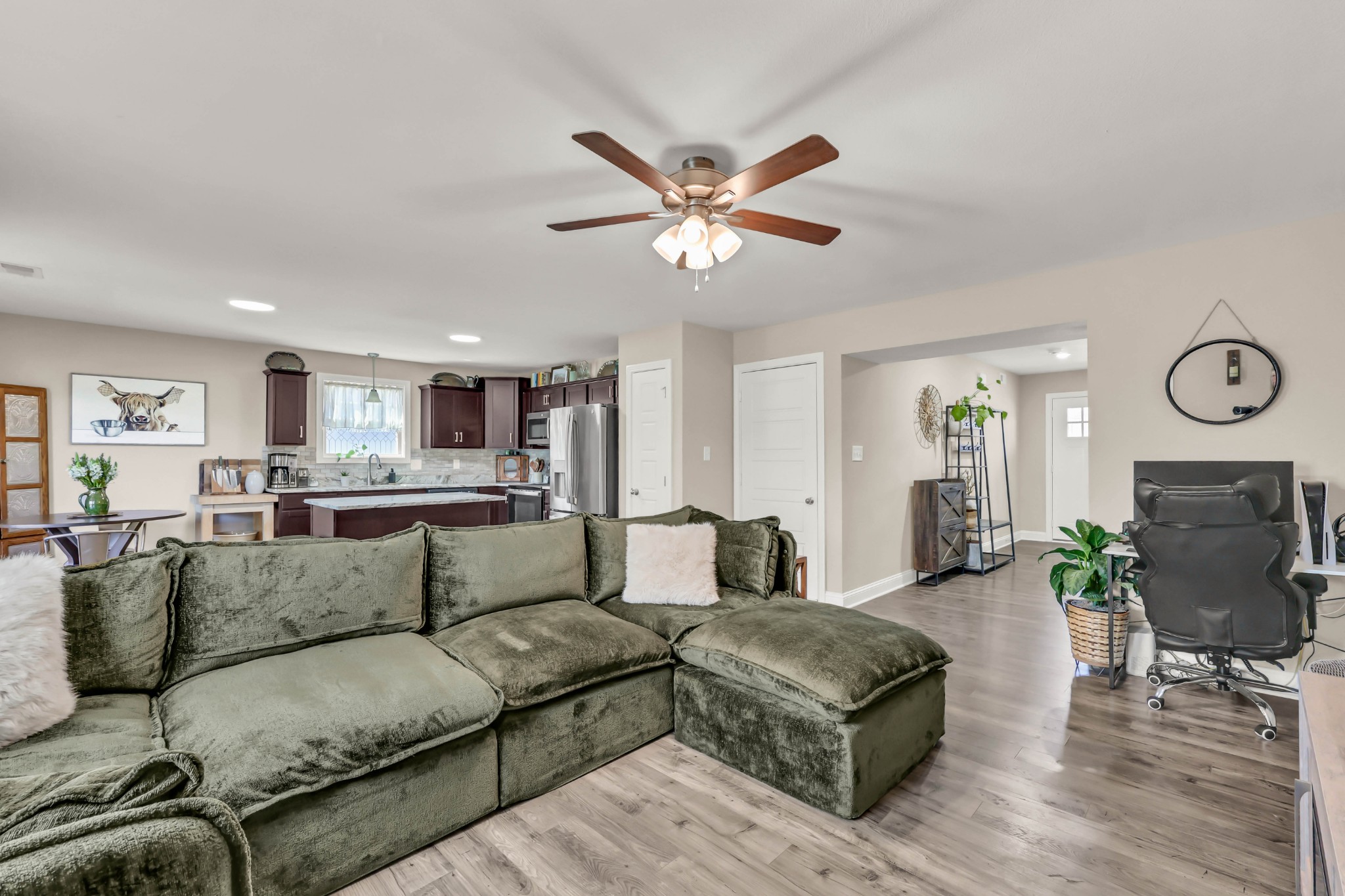 218 Ardell Dr