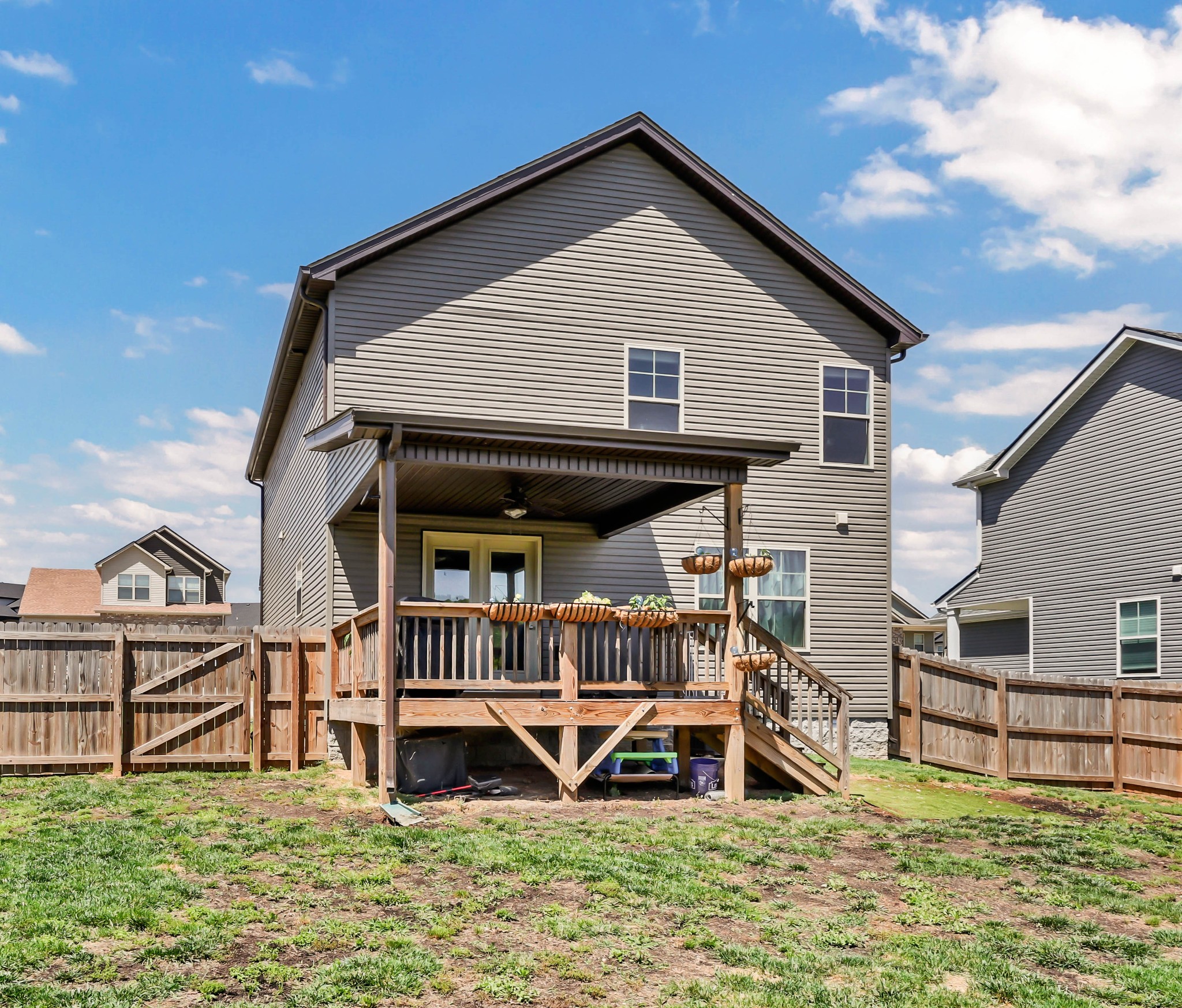 218 Ardell Dr