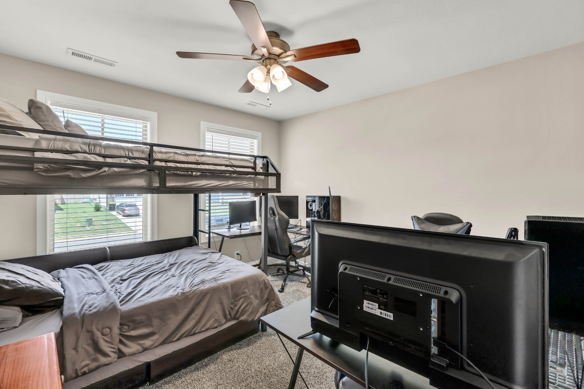 218 Ardell Dr