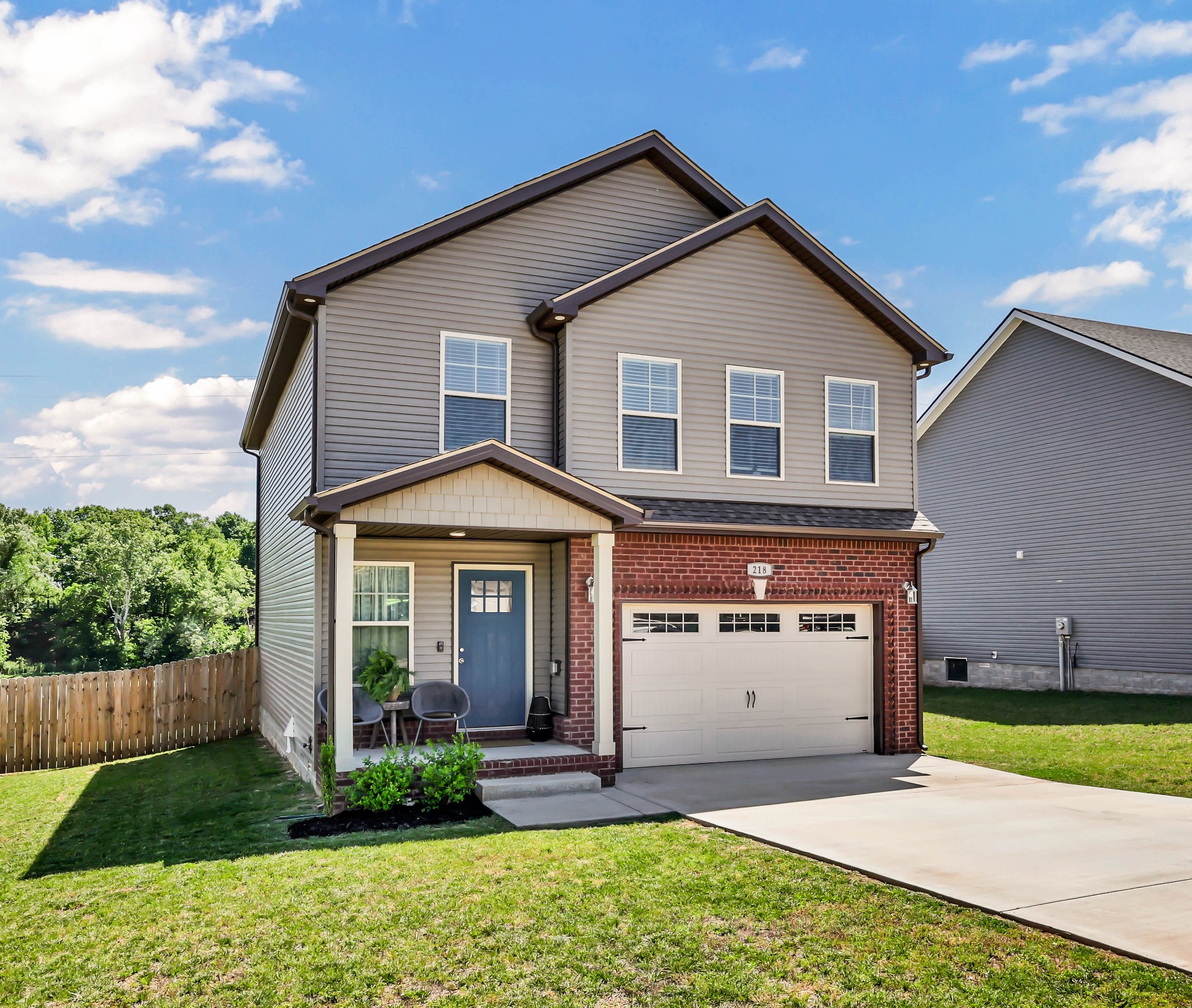218 Ardell Dr