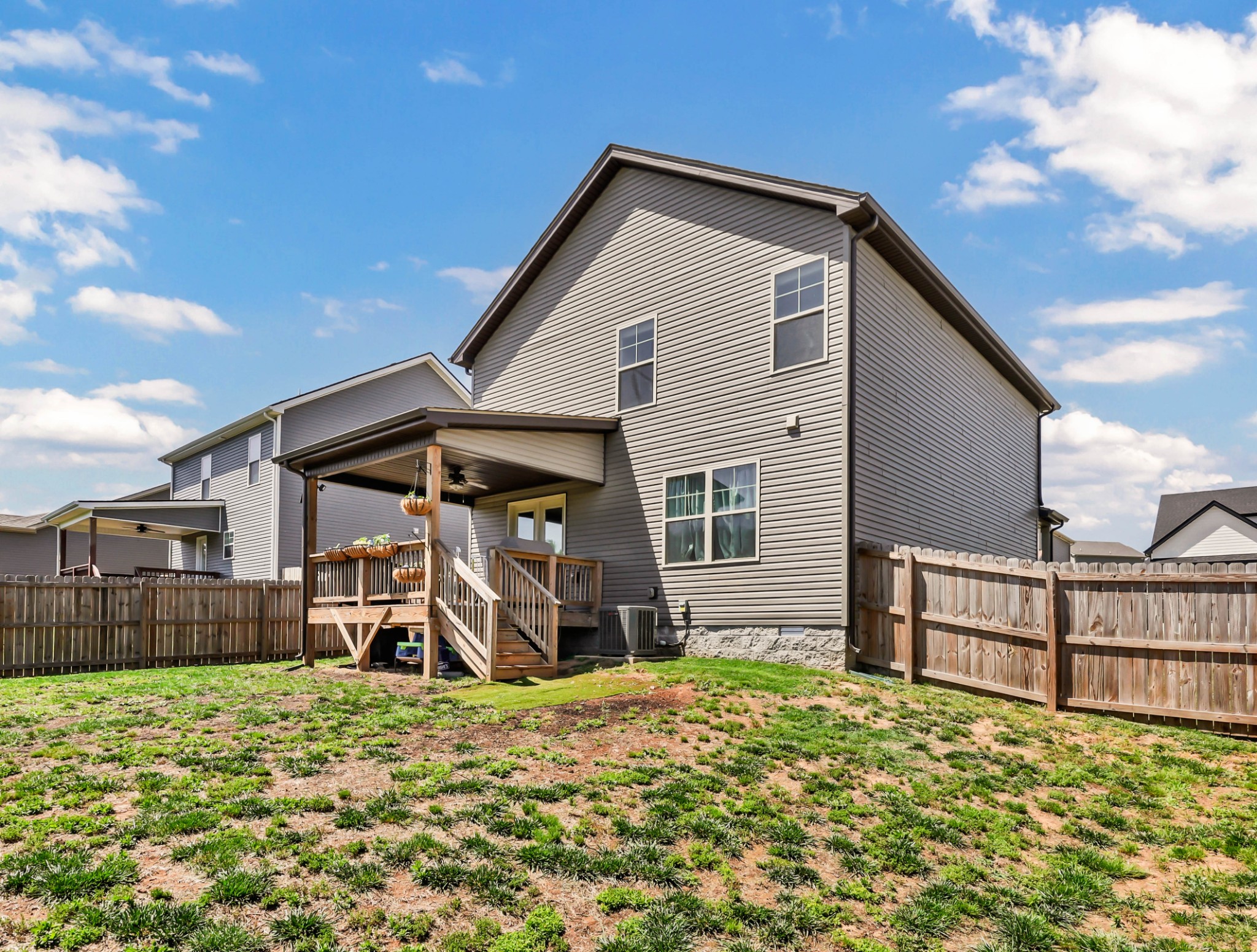 218 Ardell Dr