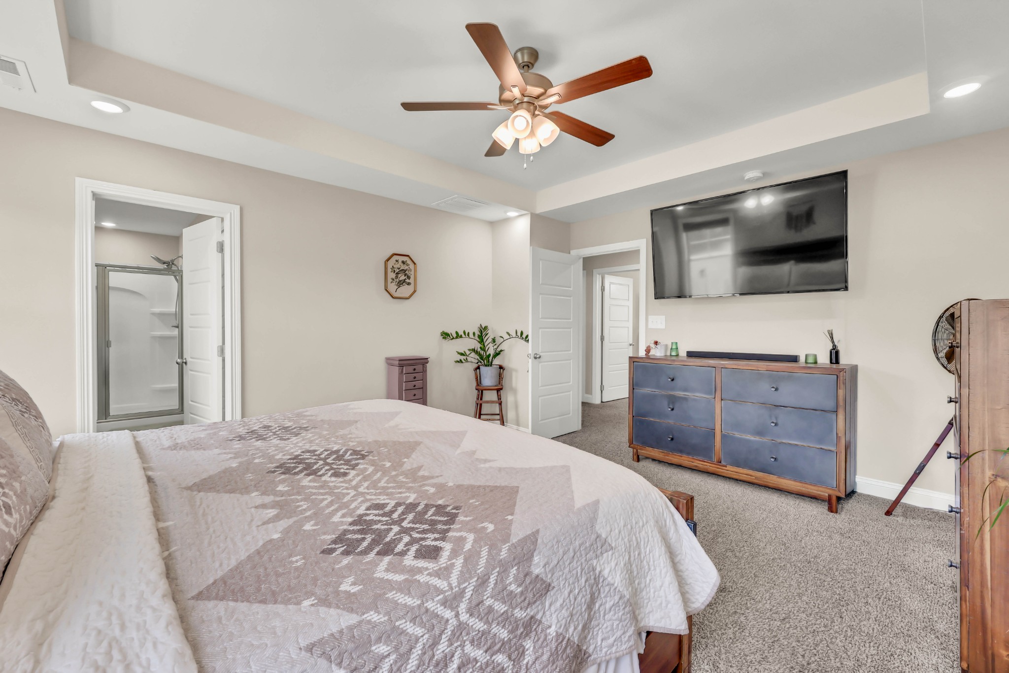 218 Ardell Dr
