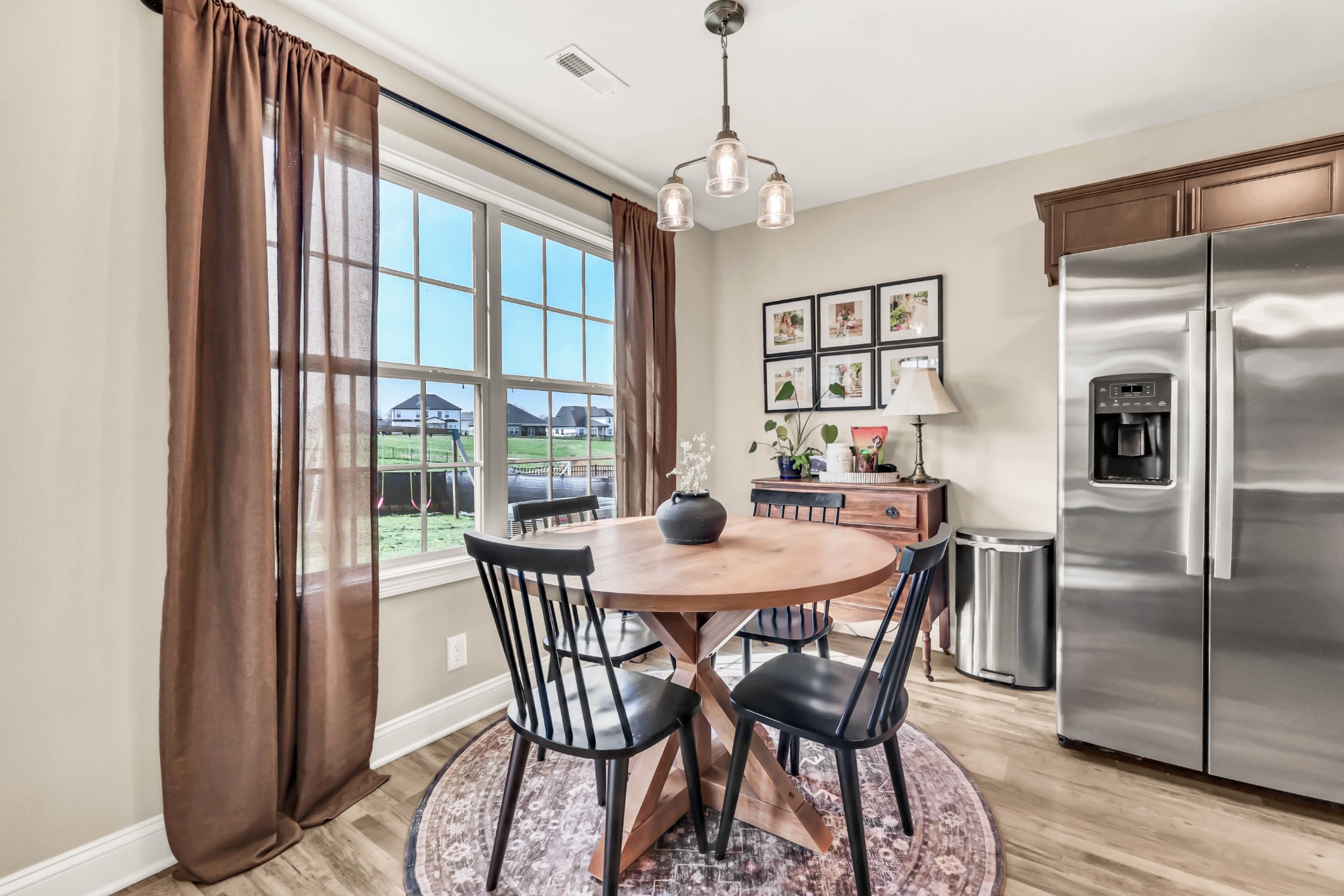 516 Castle Pinckney Ln