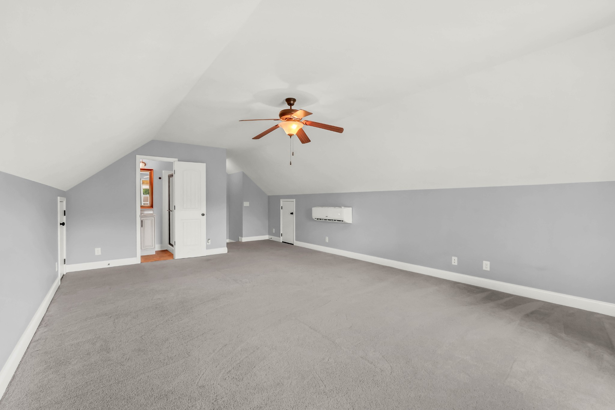 1790 Patricia Dr