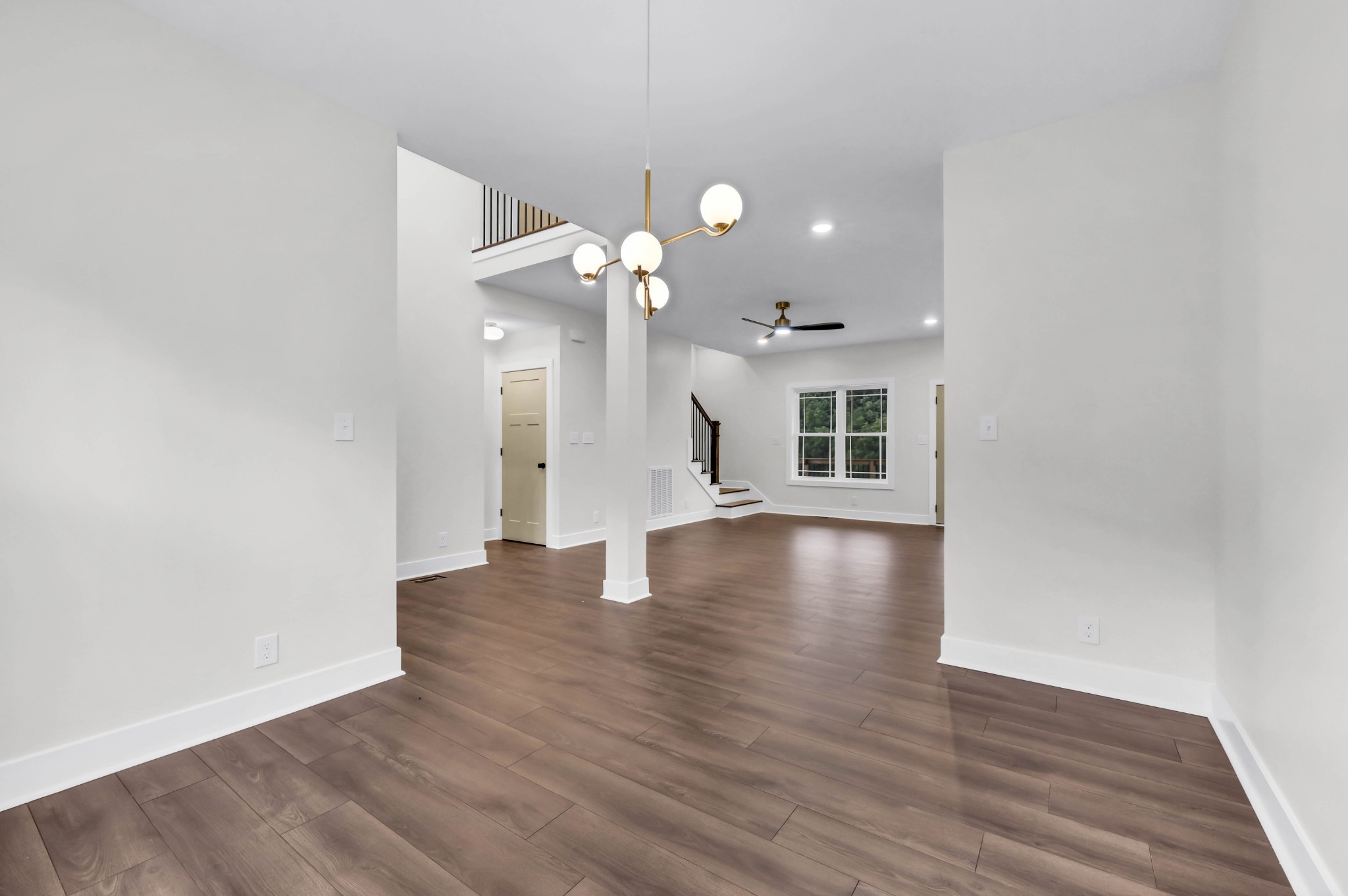 5580 Chambers Rd